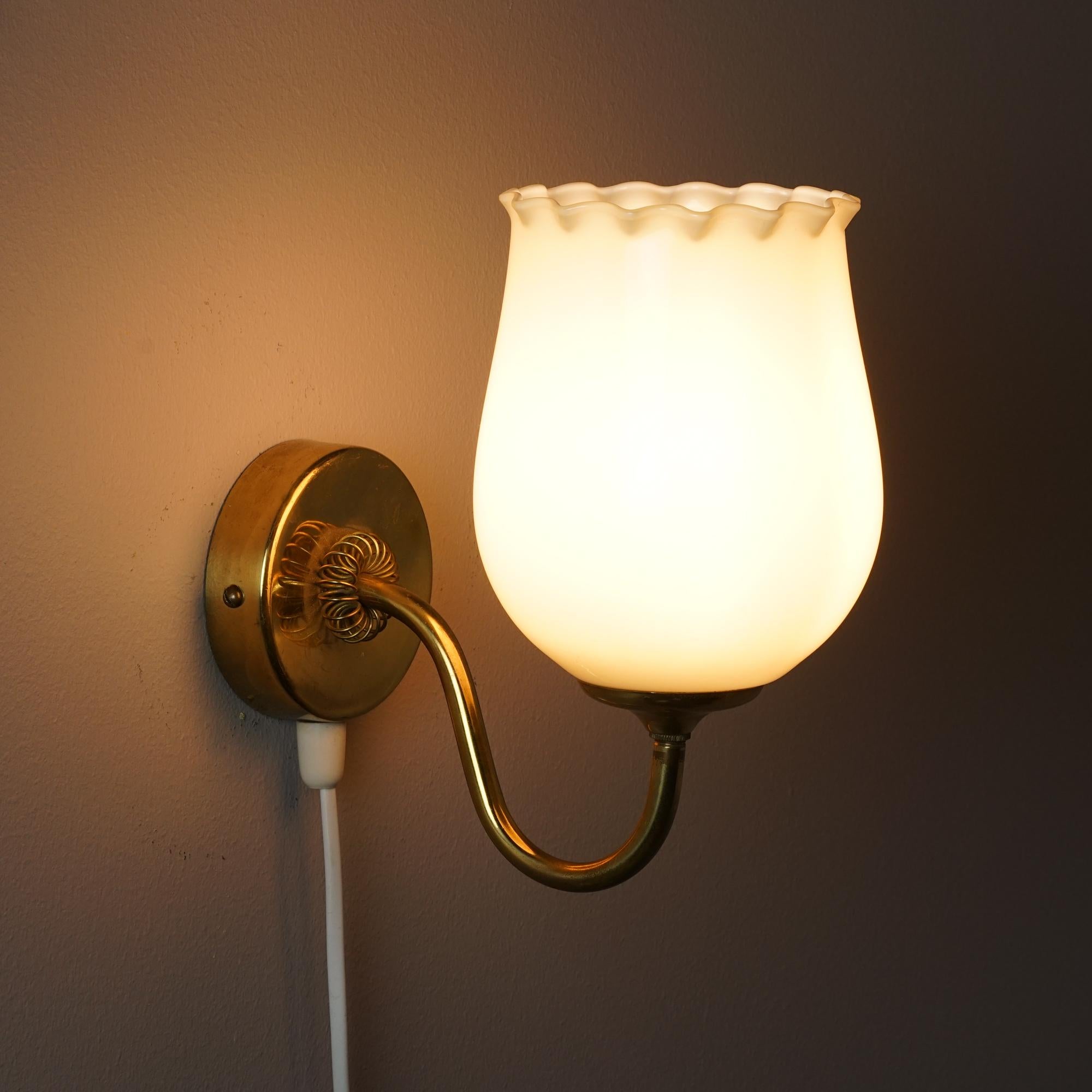 Finnish Paavo Tynell -Style Scandinavian Modern Wall Light by Itsu Finland, 1940/1950s