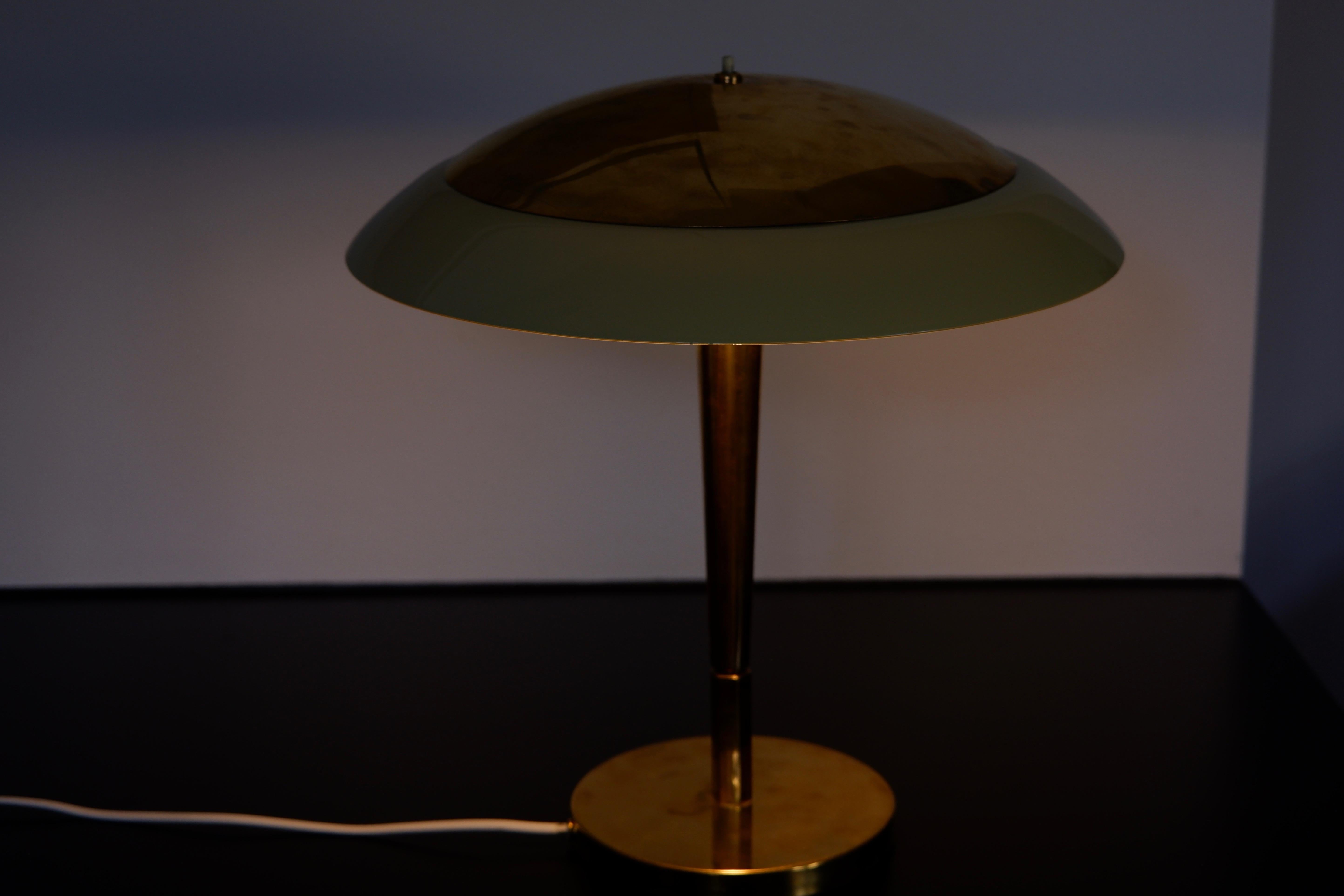 Paavo Tynell Table Lamp Model 5061 for Taito Brass and Opaline 3