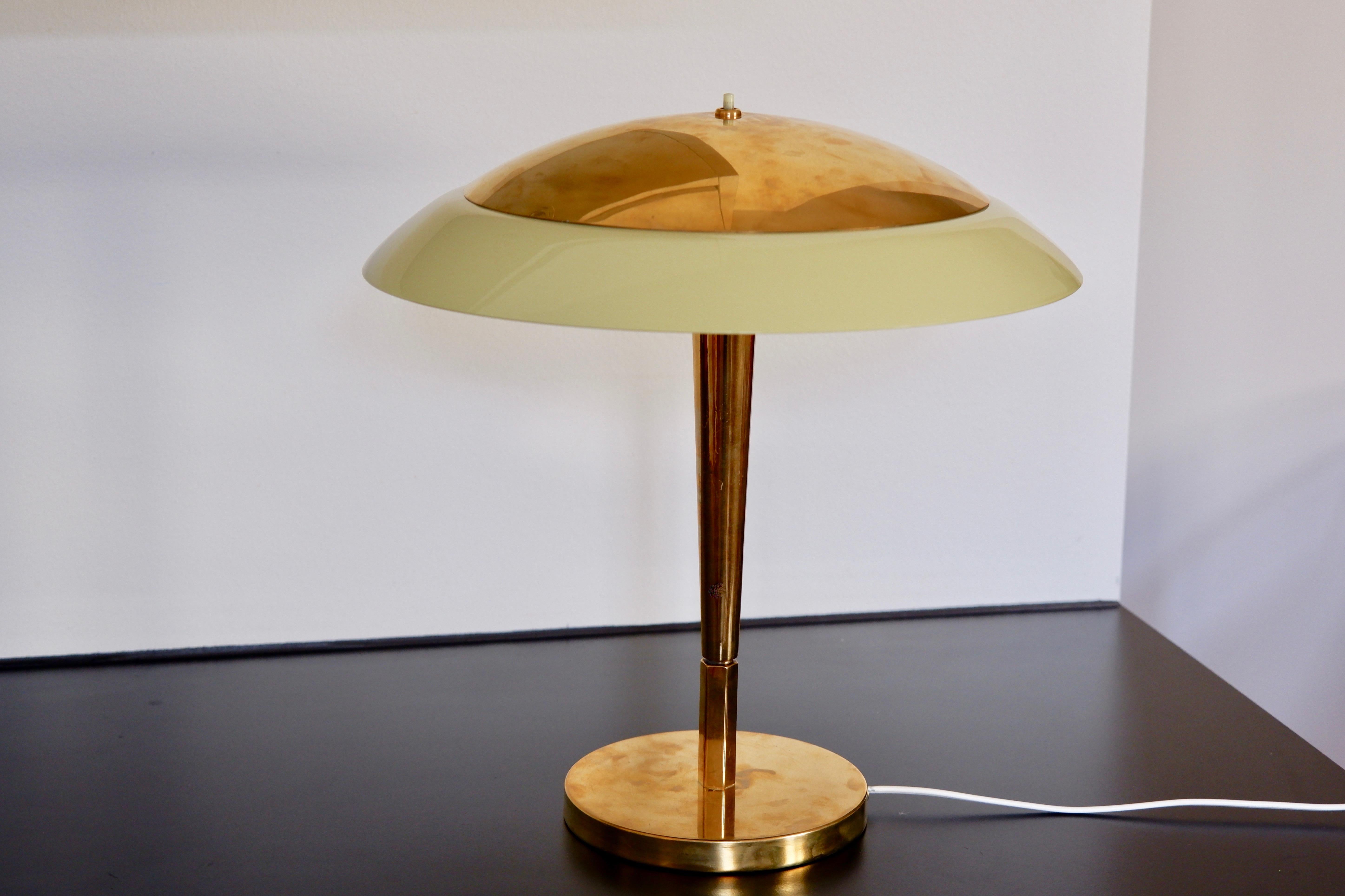 Finnish Paavo Tynell Table Lamp Model 5061 for Taito Brass and Opaline Glass, circa 1940 For Sale