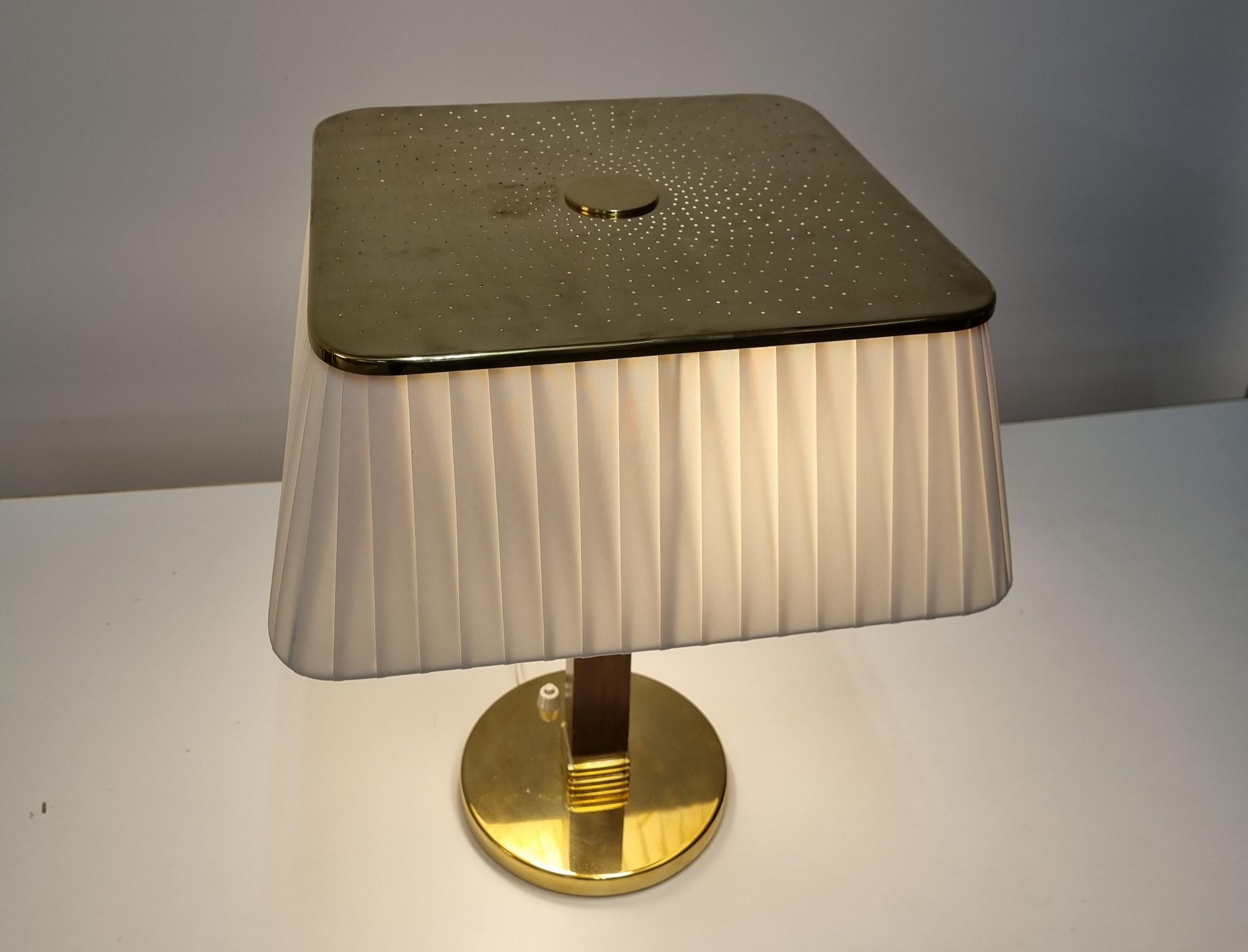 Paavo Tynell, lampe de bureau, modèle 5066, Taito Oy  Bon état - En vente à Helsinki, FI