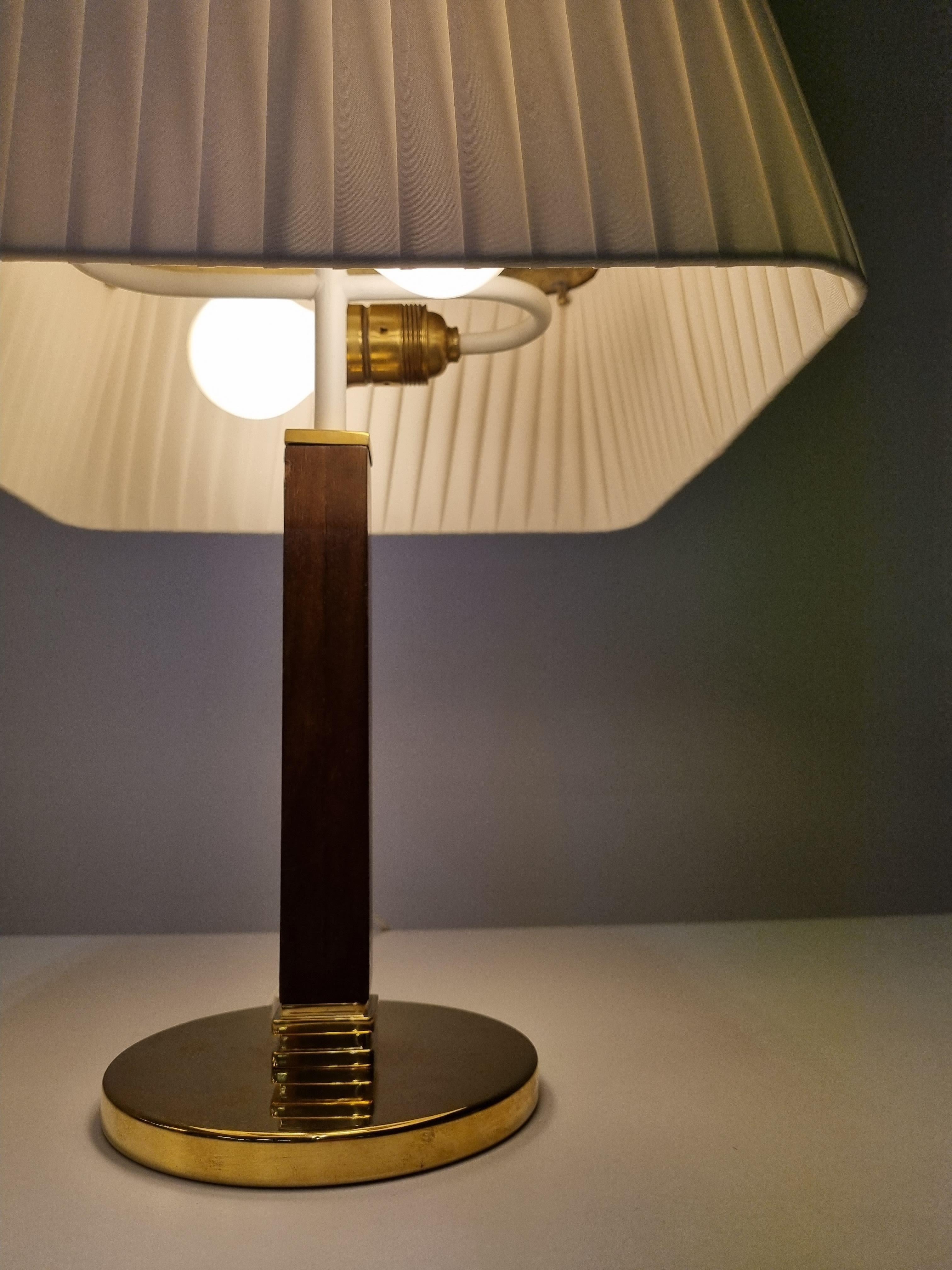 Mid-20th Century Paavo Tynell, Table Lamp, Model 5066, Taito Oy  For Sale