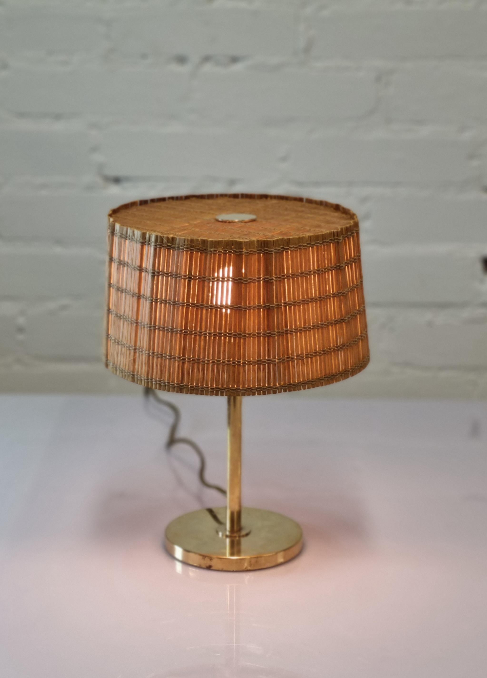 Scandinave moderne Paavo Tynell, lampe de bureau modèle 5144, Taito Oy en vente