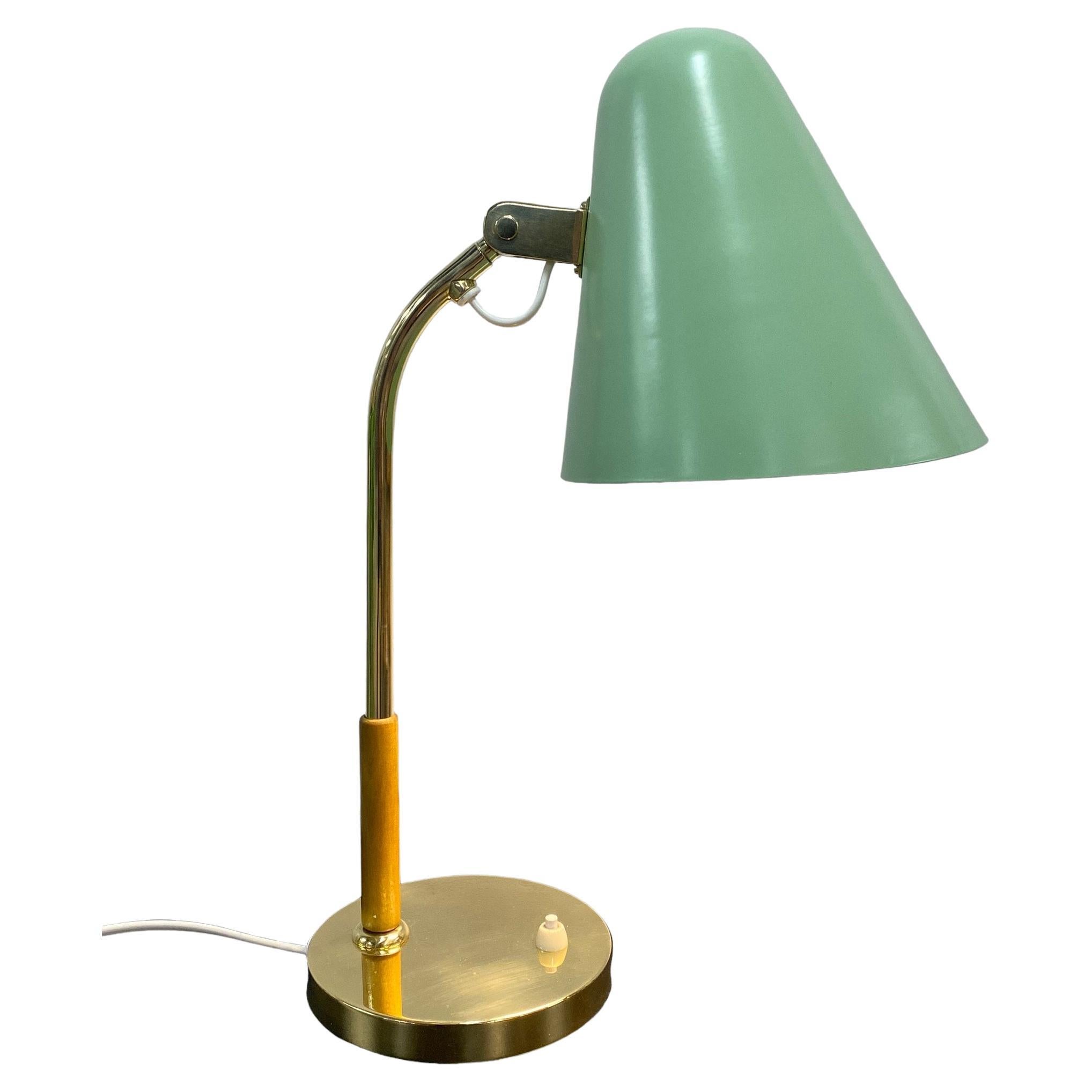 Tischlampe von Paavo Tynell, Modell. 5233, Taito Oy, 1950er Jahre