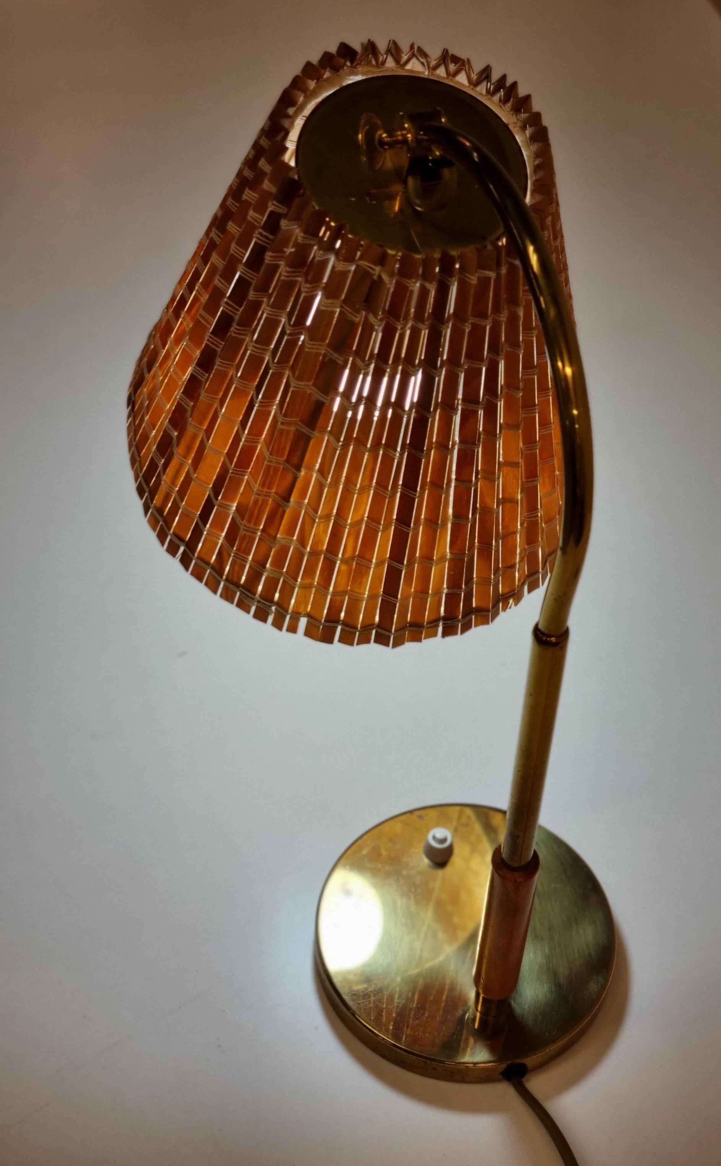 Paavo Tynell, Table Lamp model 9201, Taito In Good Condition In Helsinki, FI
