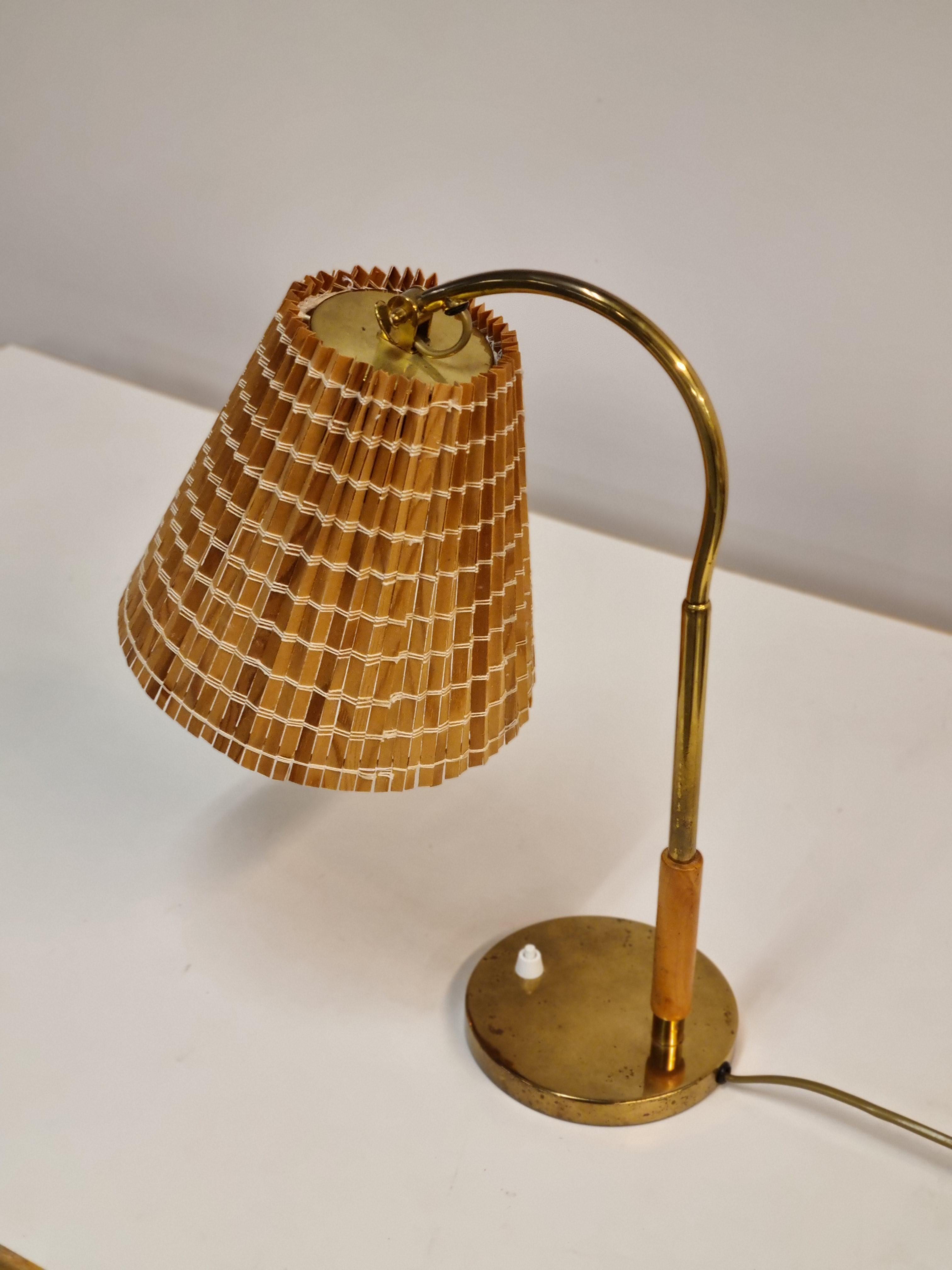 Wood Paavo Tynell, Table Lamp model 9201, Taito