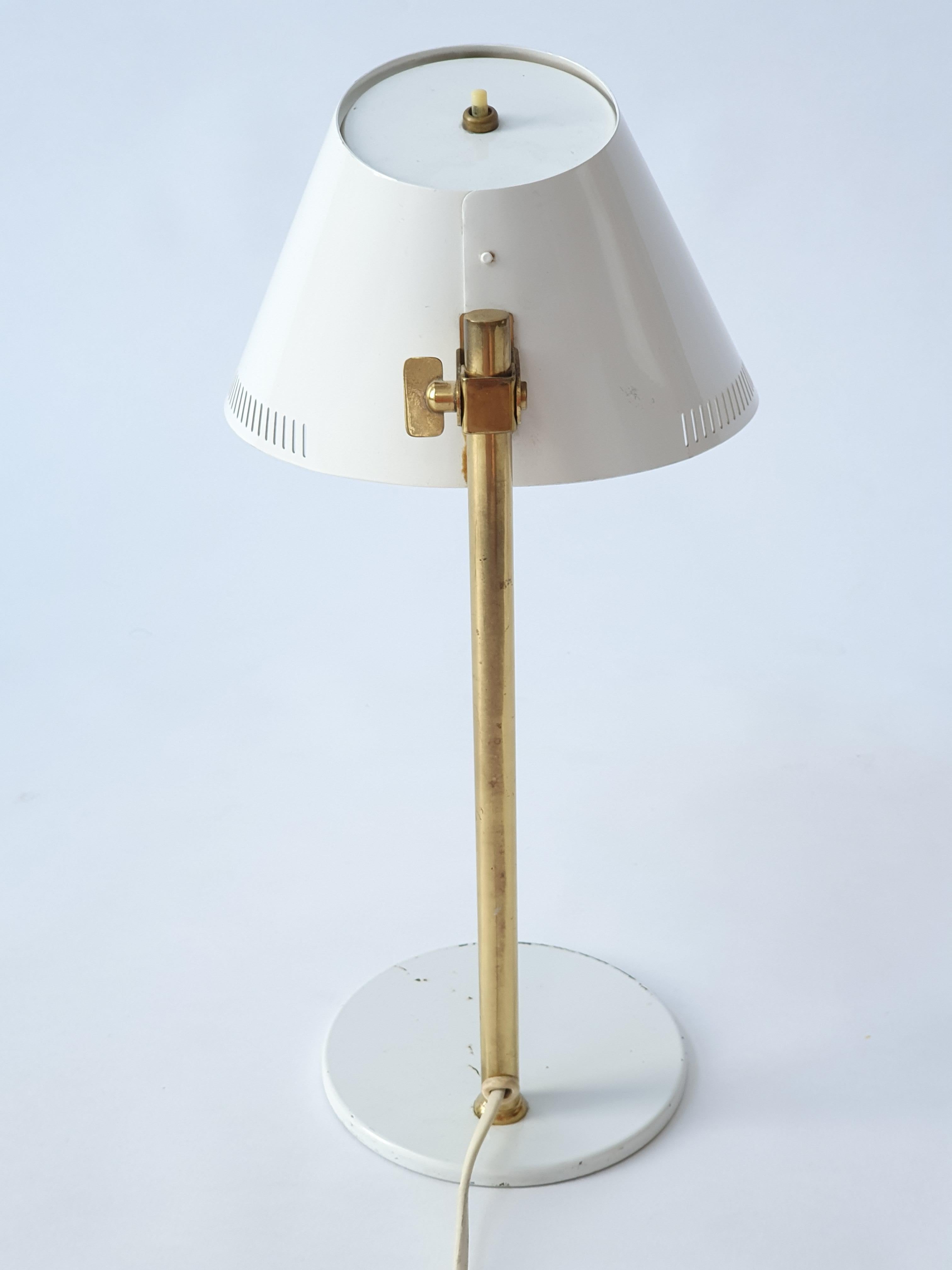 Paavo Tynell Table Lamp Model 9227 by Idman 5
