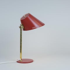 Lampe de table Paavo Tynell modèle 9227 en rouge vibrant et laiton, Idman années 1950
