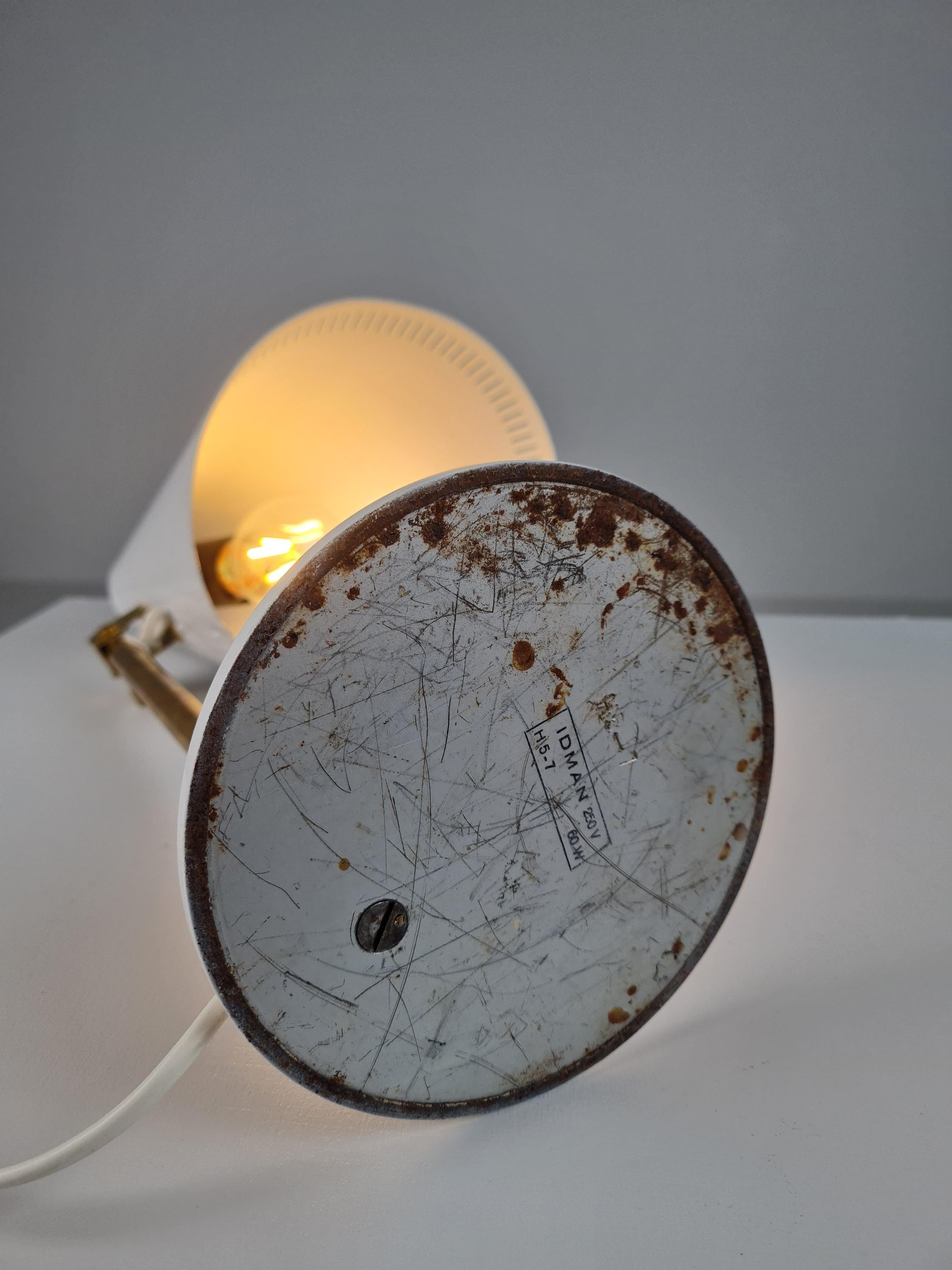 Tischlampe Modell H5-7 von Paavo Tynell in Weiß und Messing, Idman 1960er Jahre im Zustand „Gut“ im Angebot in Helsinki, FI