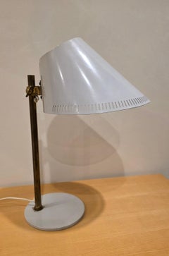 Lampada da tavolo Paavo Tynell modello H5-8, Idman in Finlandia anni '50