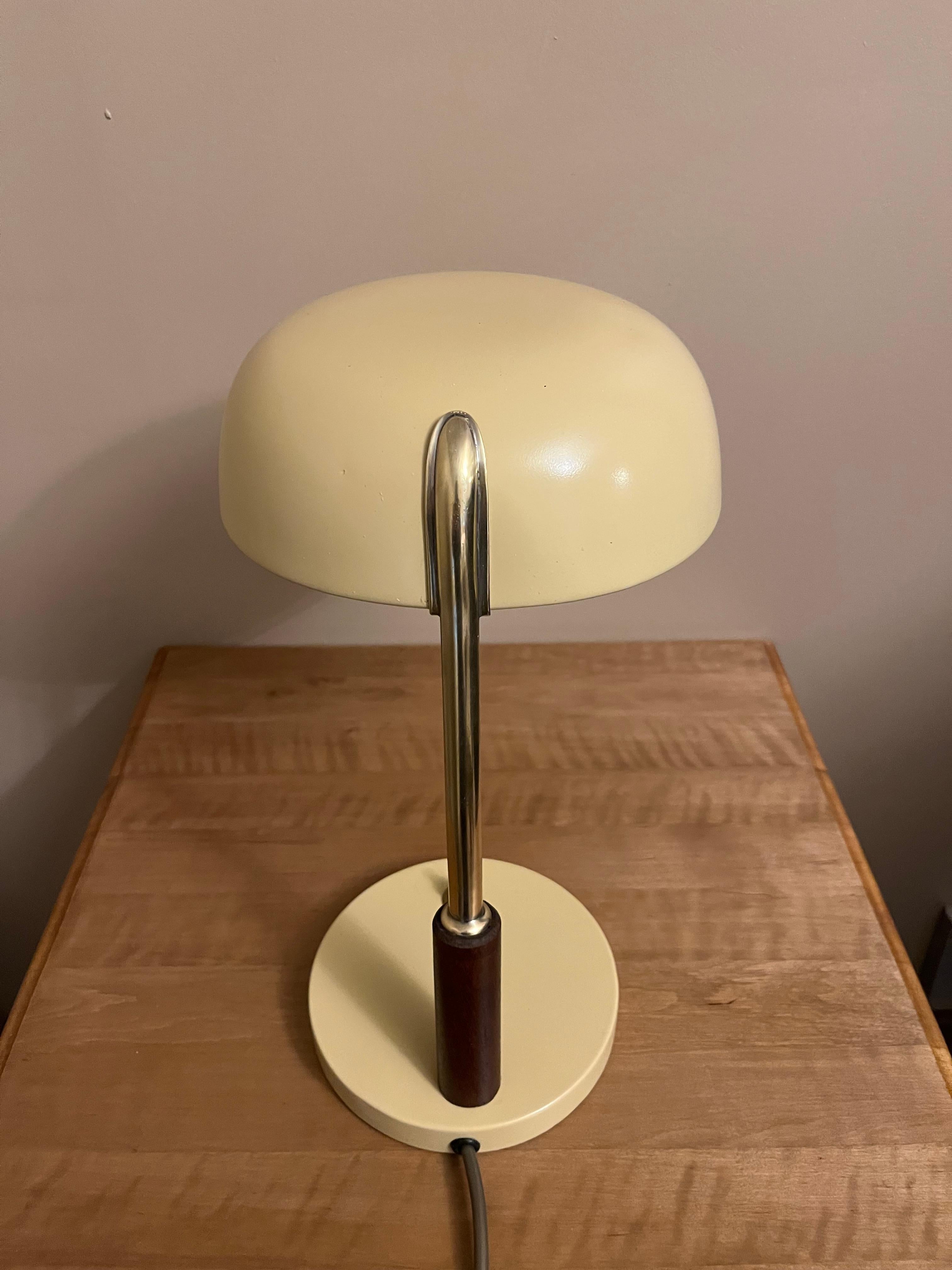 Ferronnerie Paire de lampes de table Paavo Tynell, modèle 5313 (TAITO) en vente