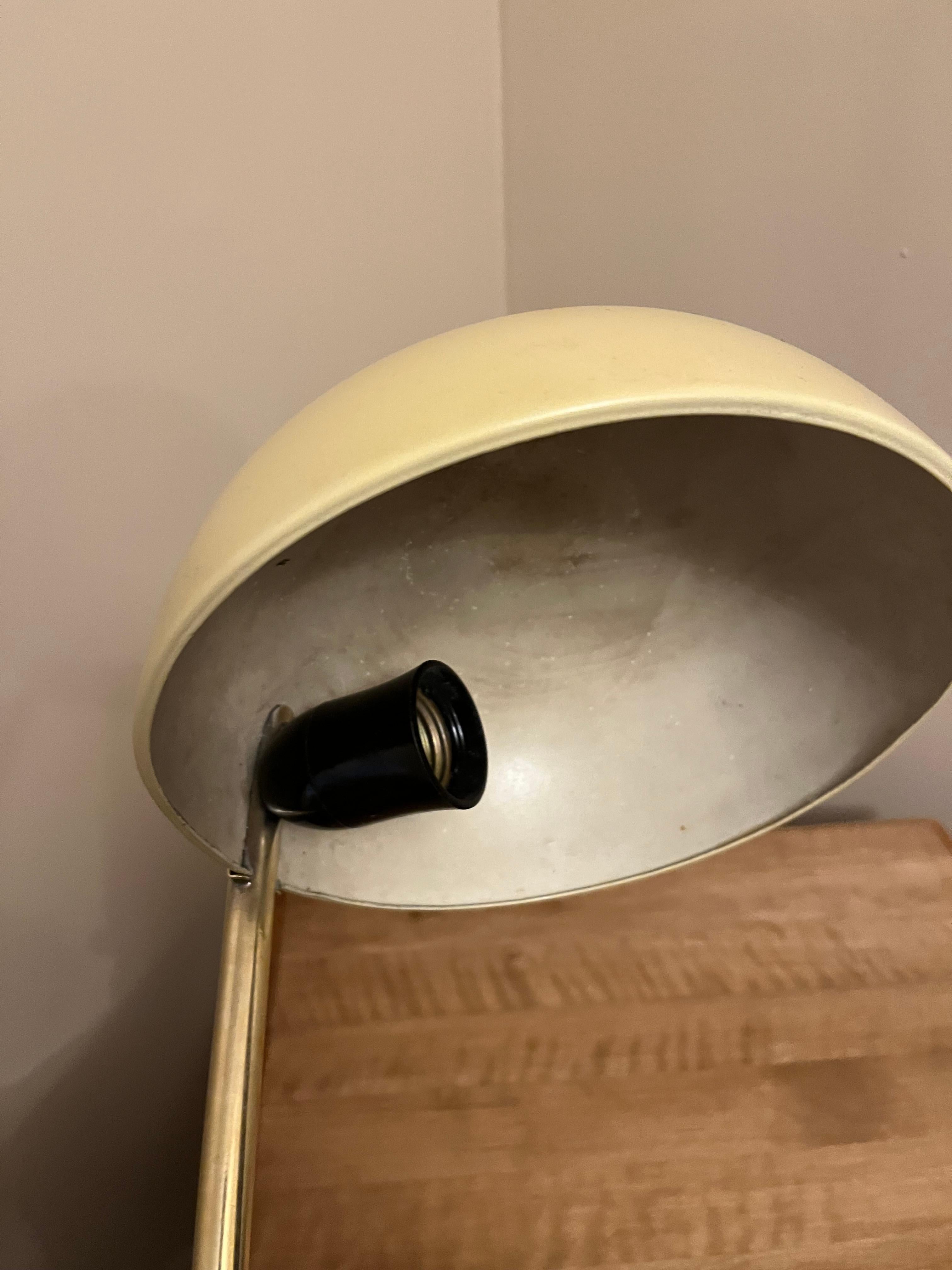 Paire de lampes de table Paavo Tynell, modèle 5313 (TAITO) en vente 1