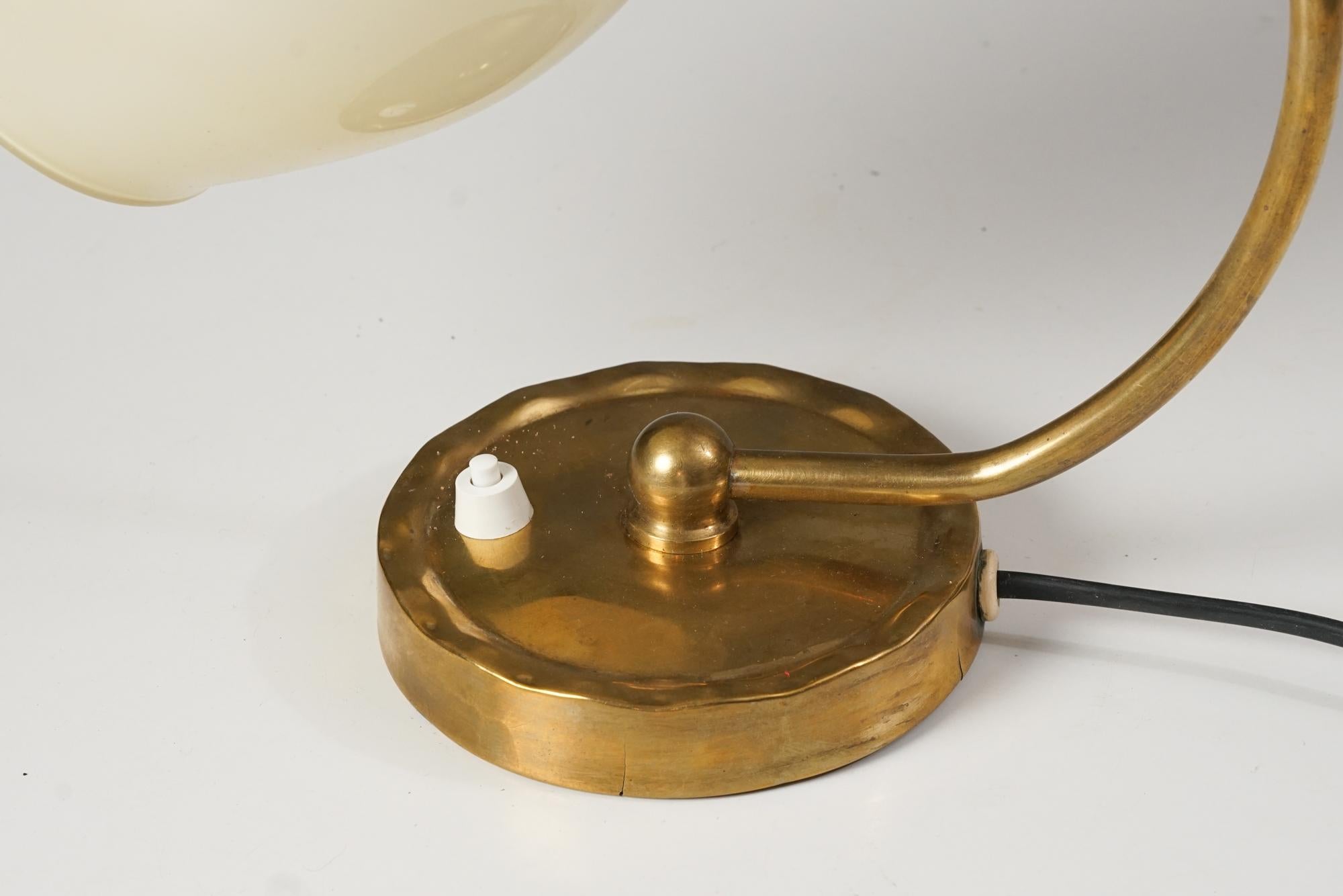 Mid-20th Century Paavo Tynell Table-/ Wall Light Set Model 61032, Idman, 1950s For Sale