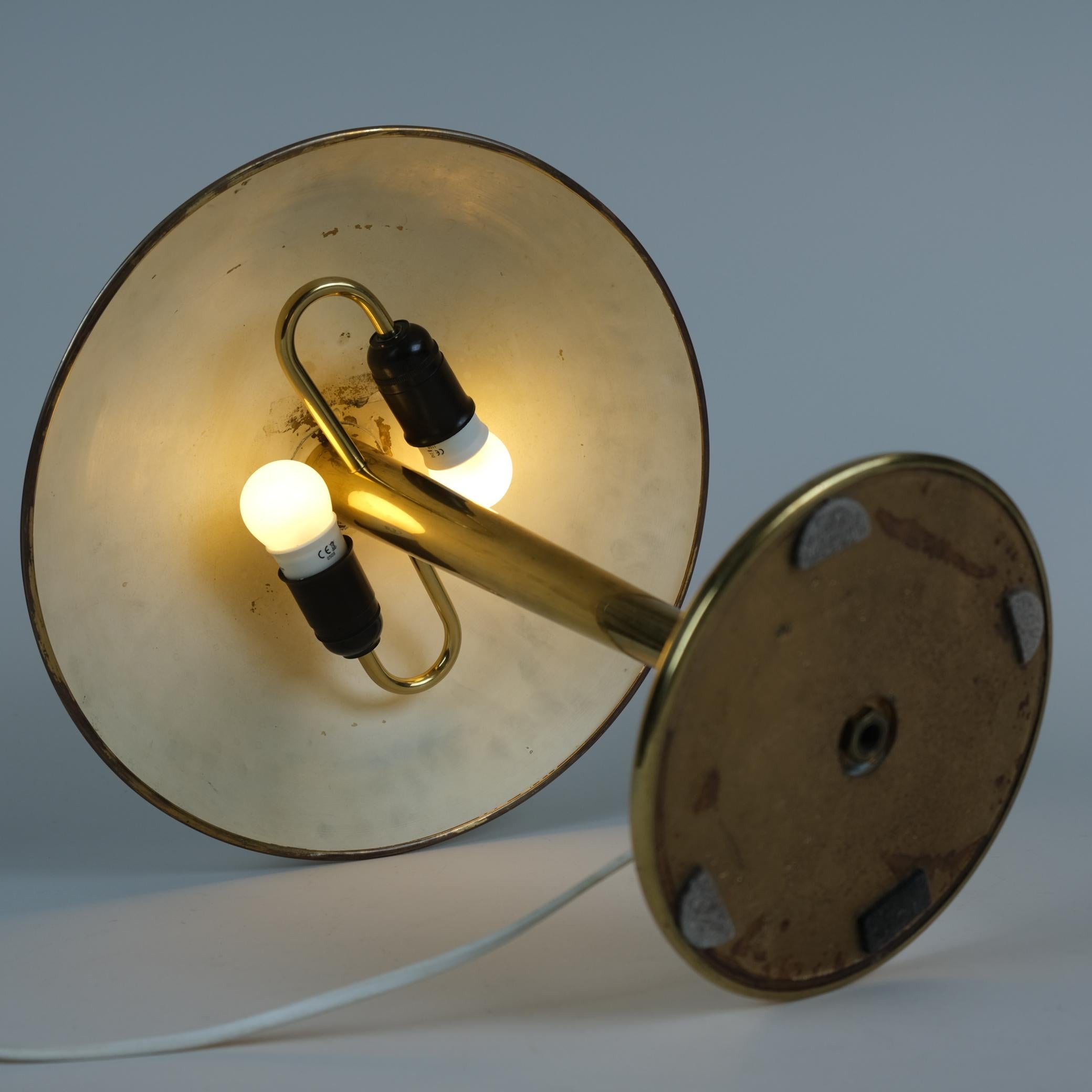 Paavo Tynell Umbrella Table Lamp Model 5061 in Solid Brass, Taito Oy 1940s For Sale 2