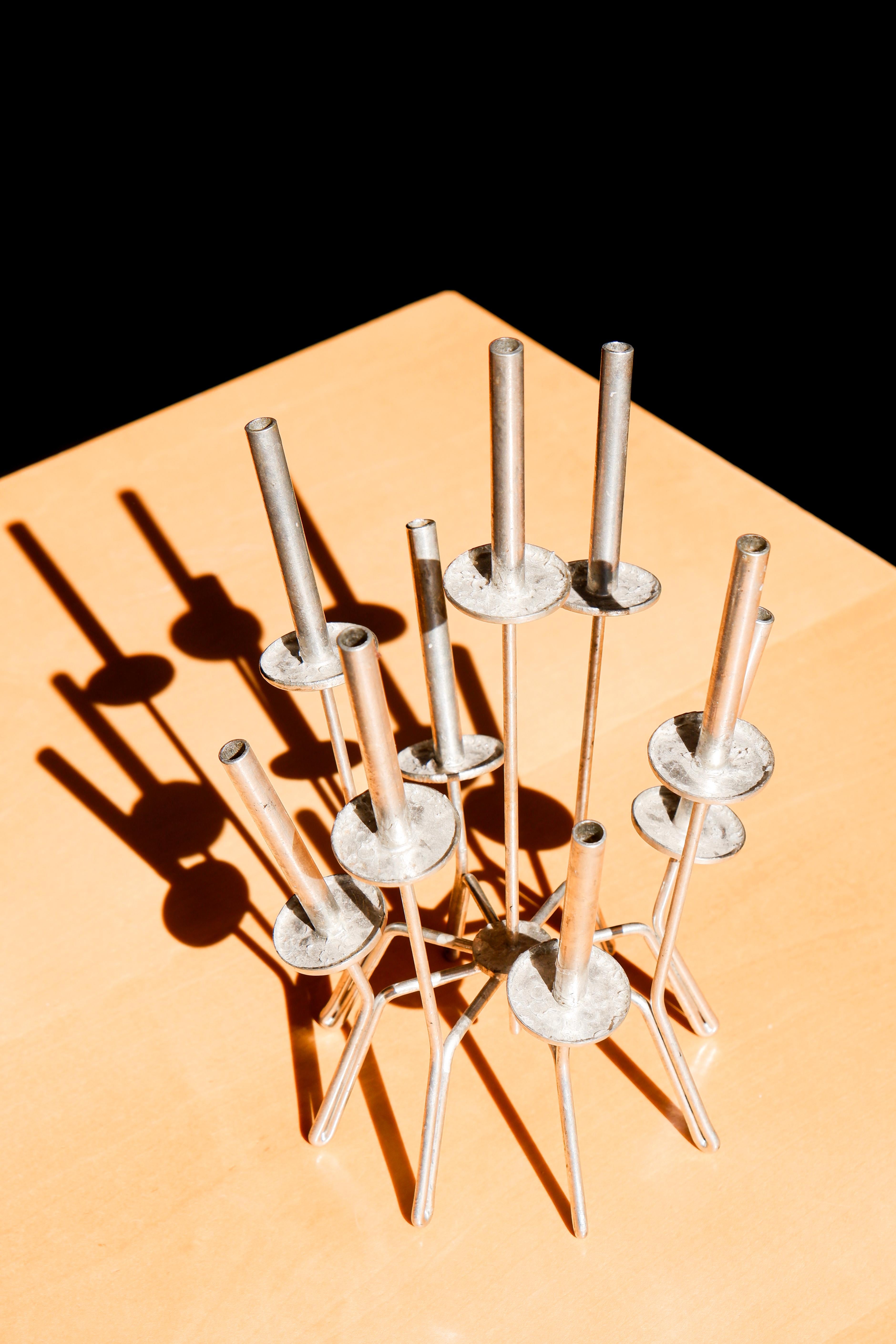 Paavo Tynell, candelabro único fabricado en hierro a finales de los años 60. en venta 1