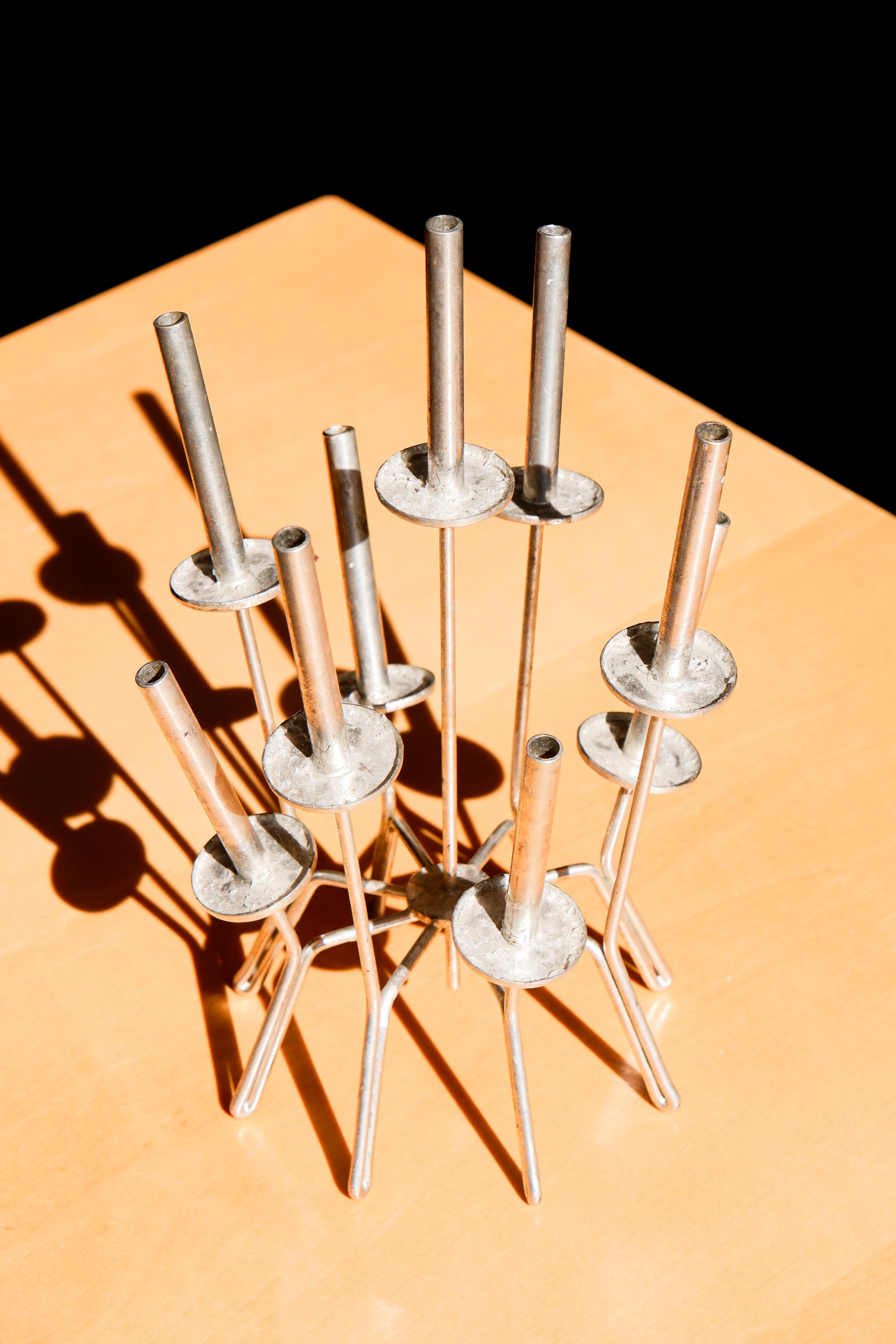 Paavo Tynell, candelabro único fabricado en hierro a finales de los años 60. en venta 2
