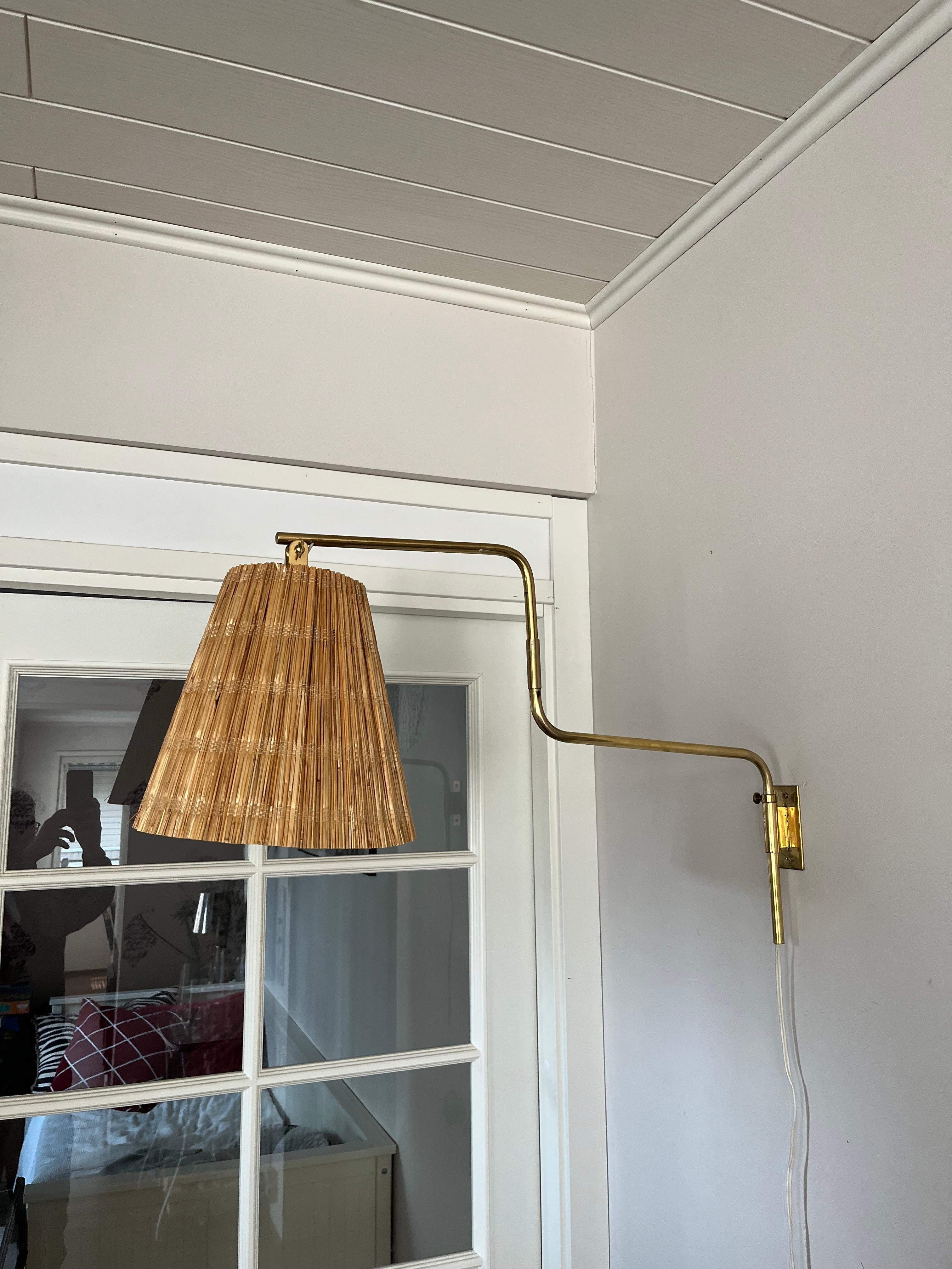 Scandinavo moderno Lampada da parete Paavo Tynell, Taito 9414. in vendita