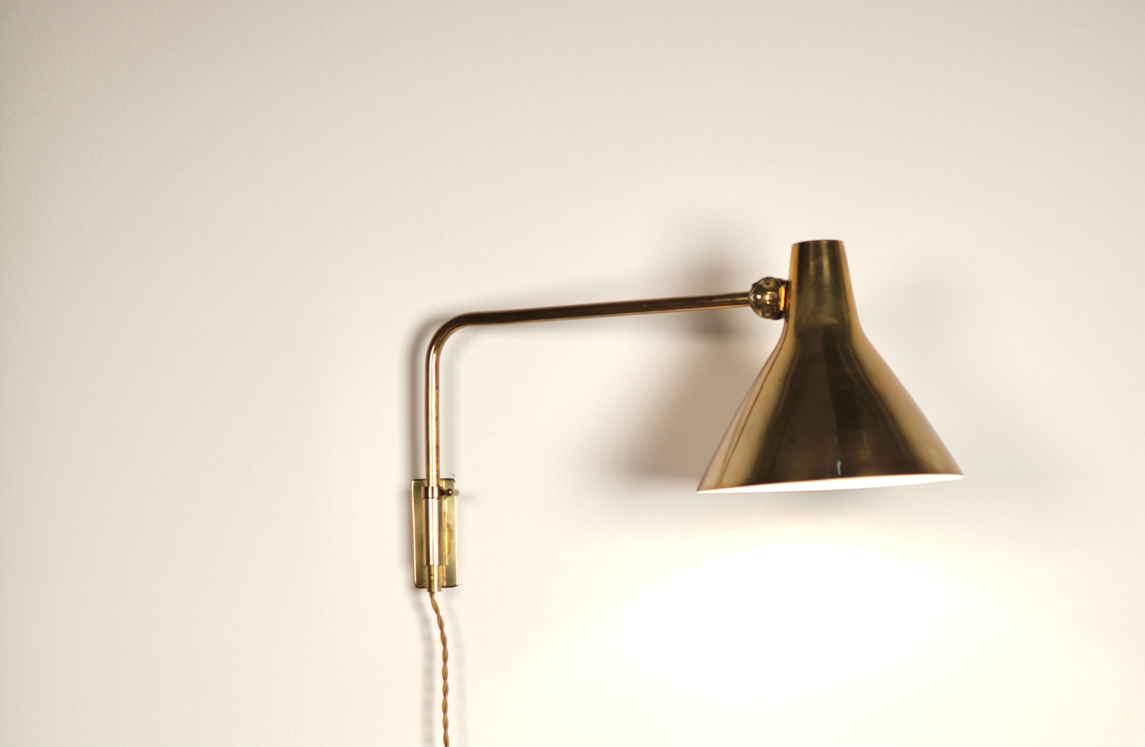 Paavo Tynell, Wall Light, Model 7174 for Taito, Finland, 1950s For Sale 3