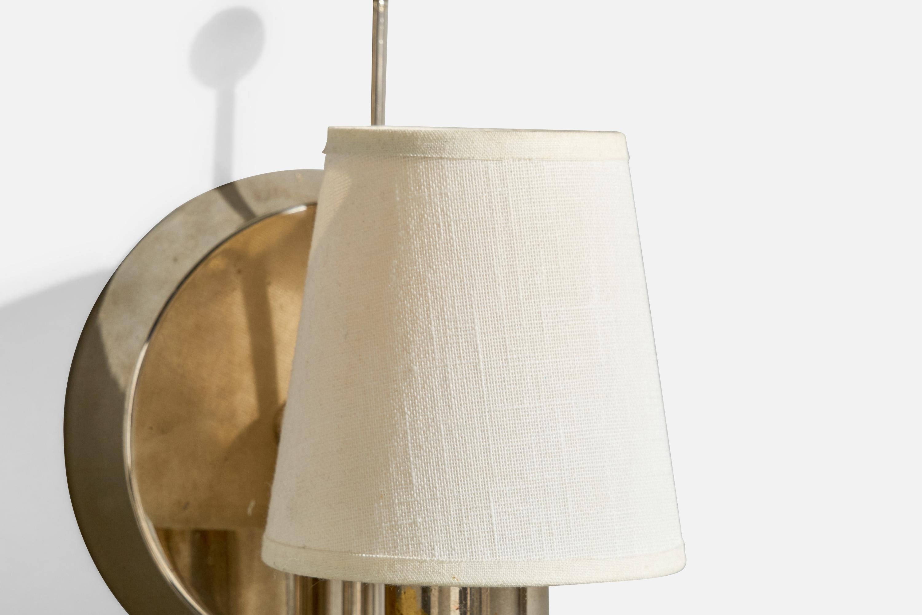 Paavo Tynell, Wall Light, Nickel, Fabric, Finland, 1930s In Good Condition For Sale In High Point, NC