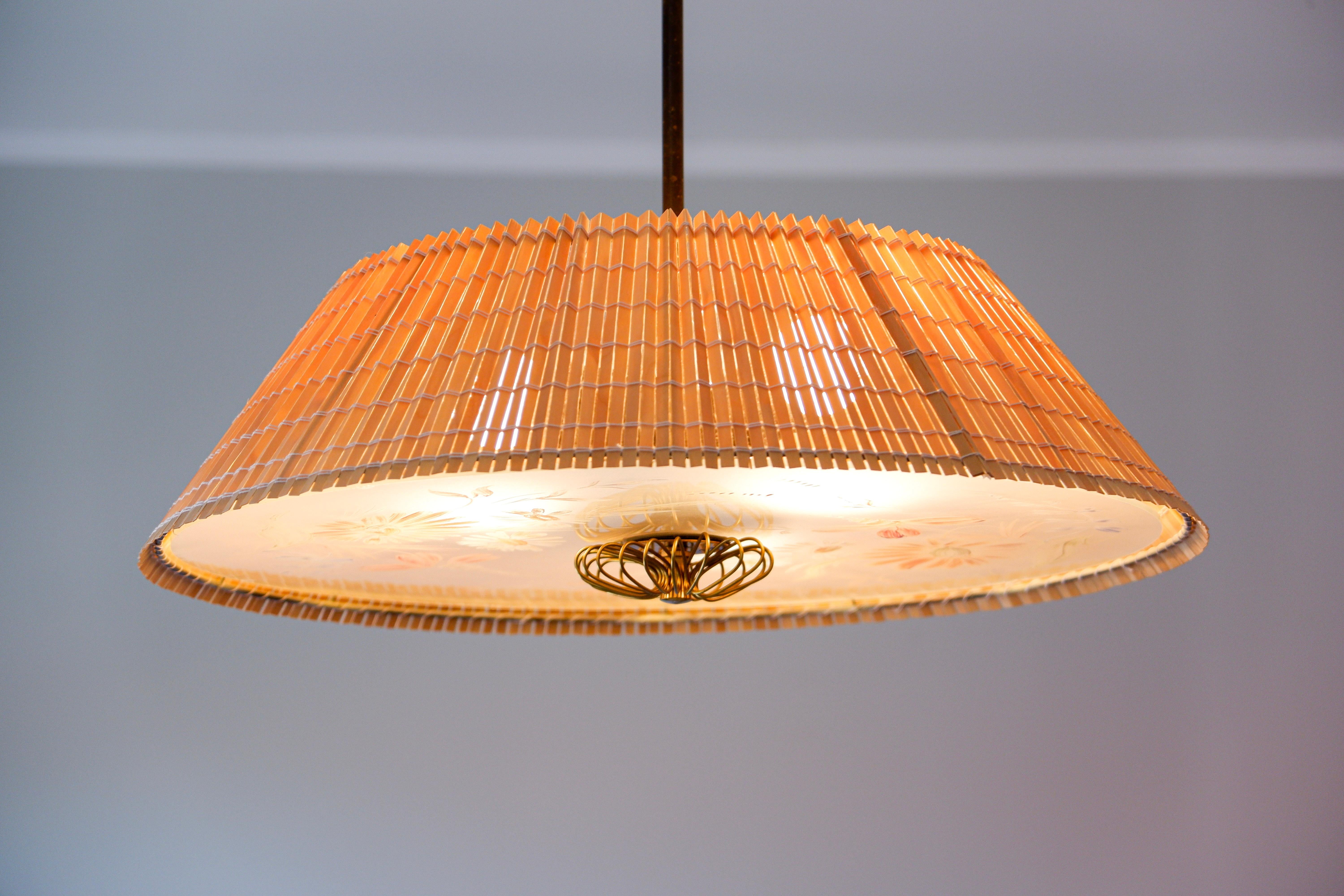 Paavo Tynell's pendant & hand painted glass diffuser by Kyllikki Salmenhaara. For Sale 3