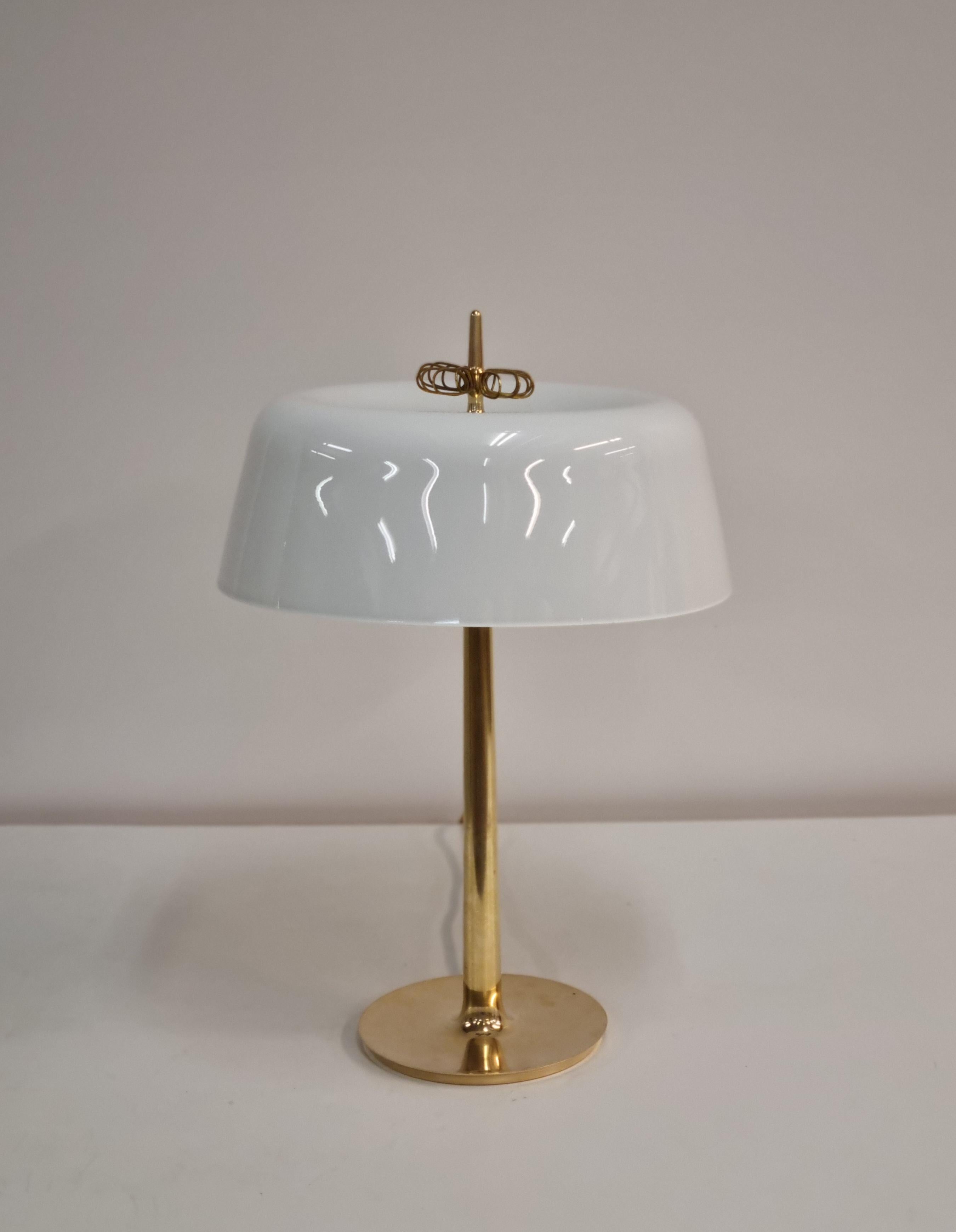 Scandinavian Modern Paavo Tynell, Table Lamp, Model 9211, Taito A.B For Sale