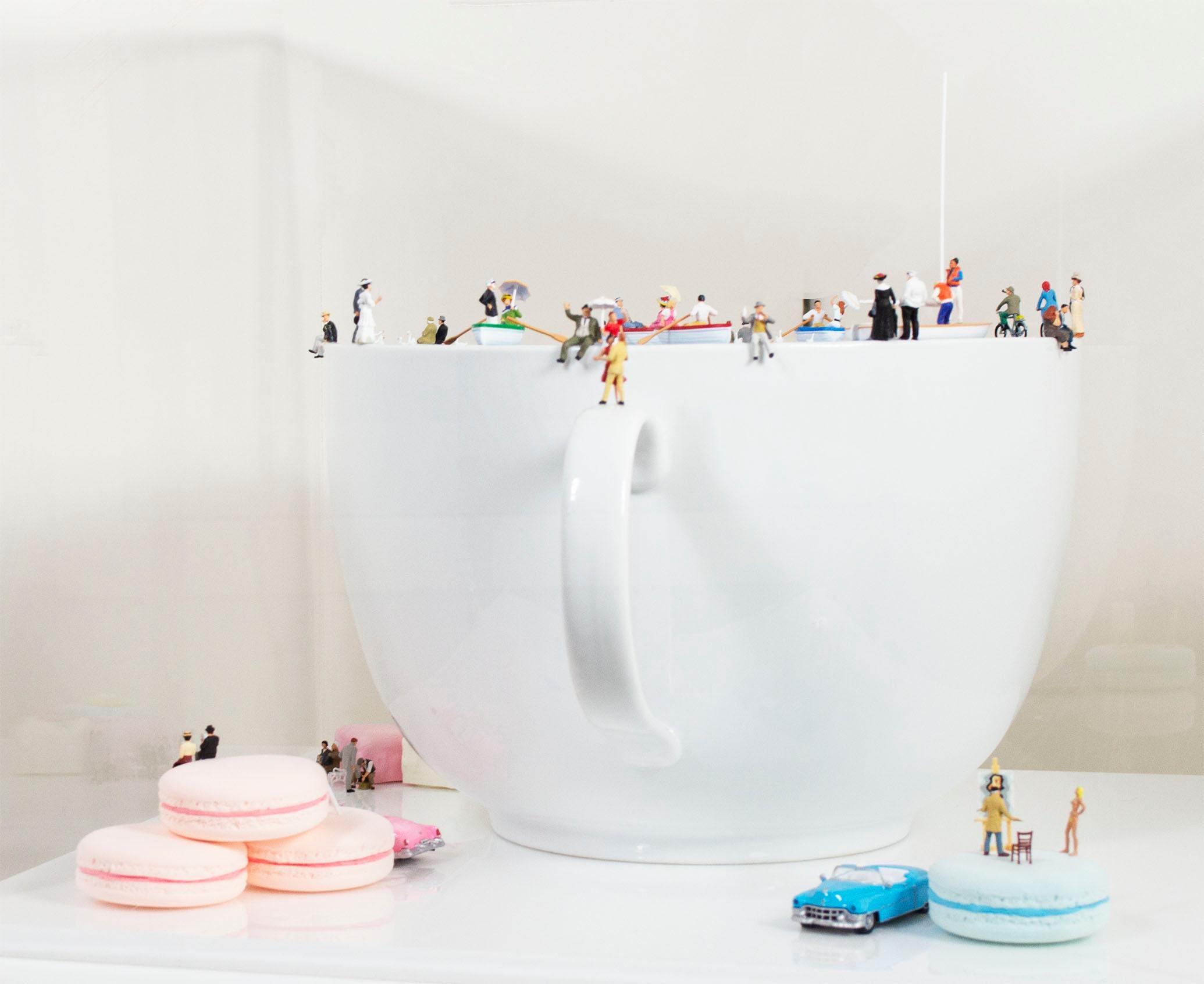 'Tea Time (Macarons)' original sculpture by Pablo Dona 2