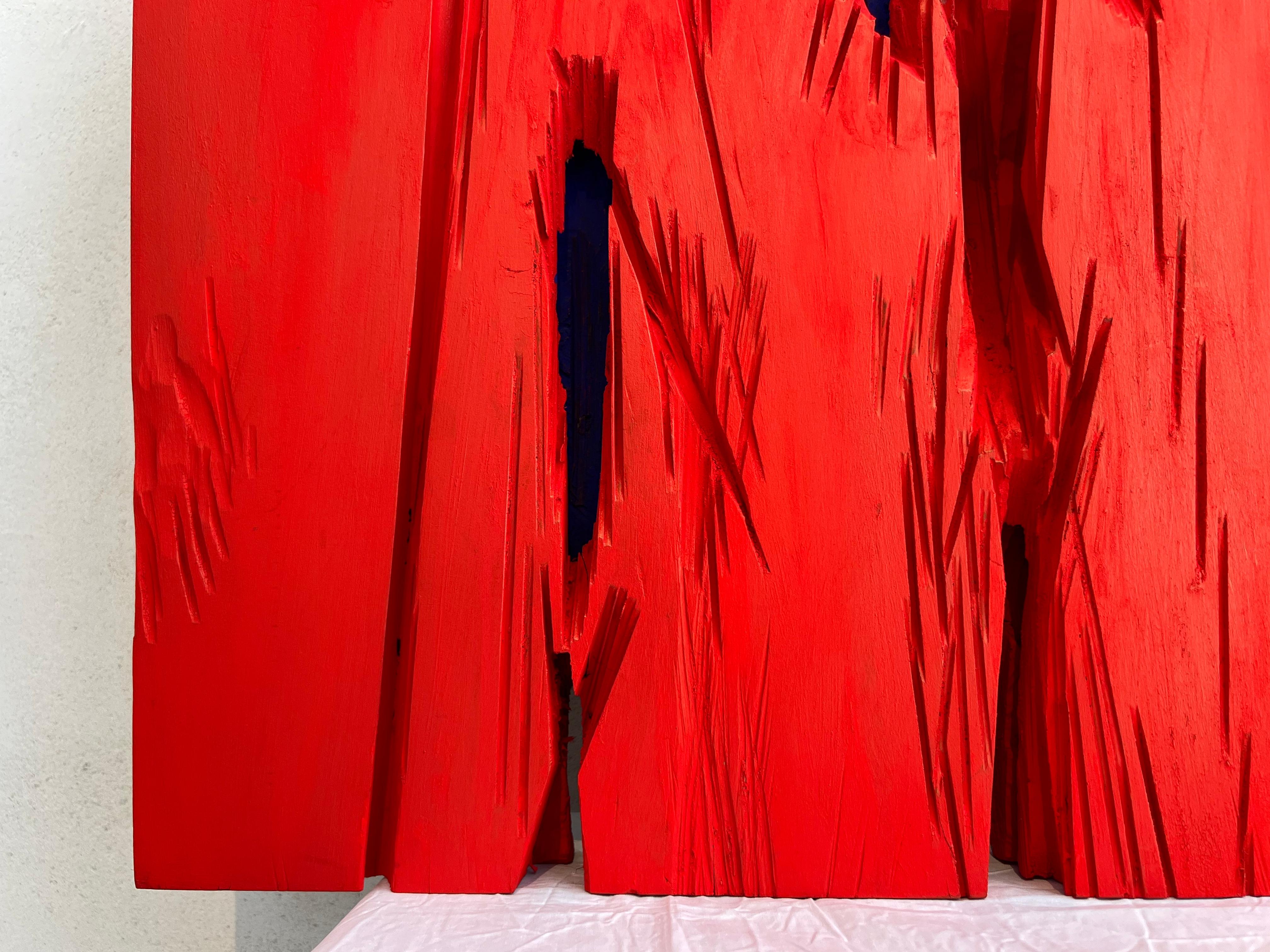 Cherry wood treated and stained with natural rust, red and blue dyes - Analytic Cubist Sculpture by Pablo Maojo