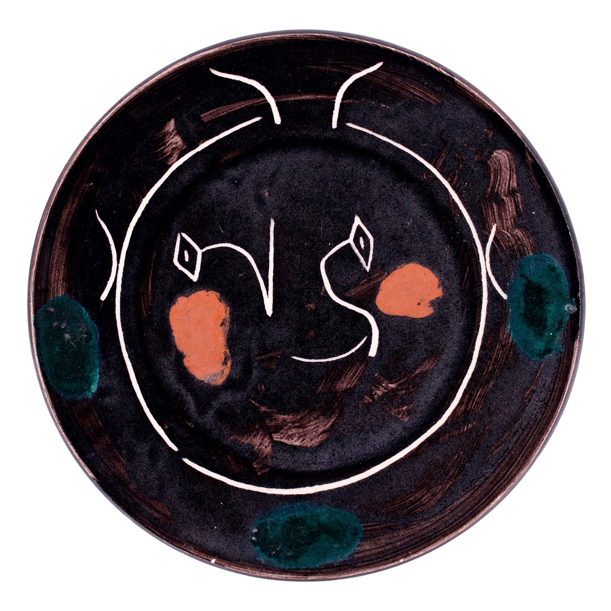 1940s Pablo Picasso Abstract Face Black Plate B Visage Noir Devil Madoura Ramie  For Sale