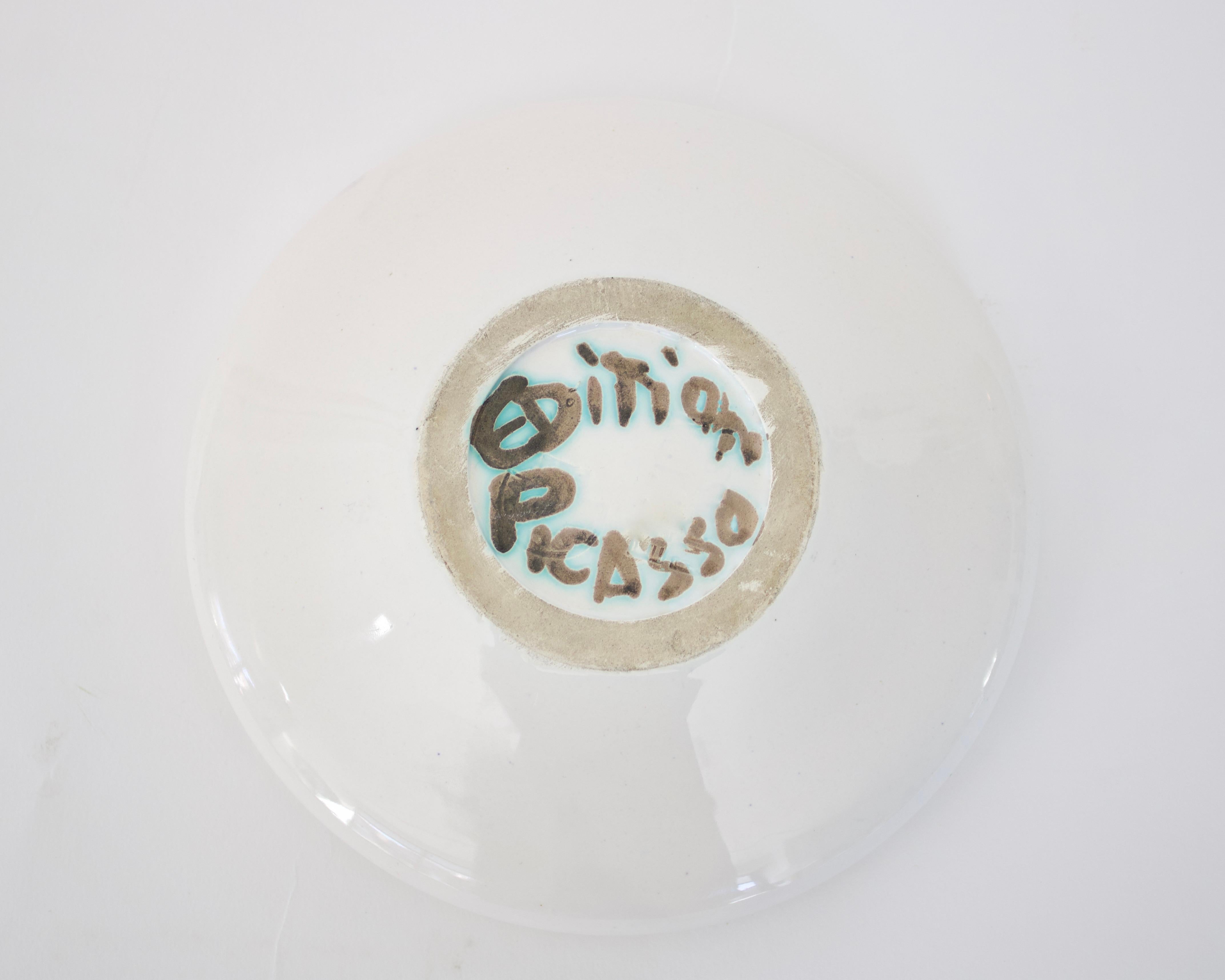 Pablo Picasso Ceramic Dish Editions Picasso Madoura Bird with Tuft, circa 1952 For Sale 1