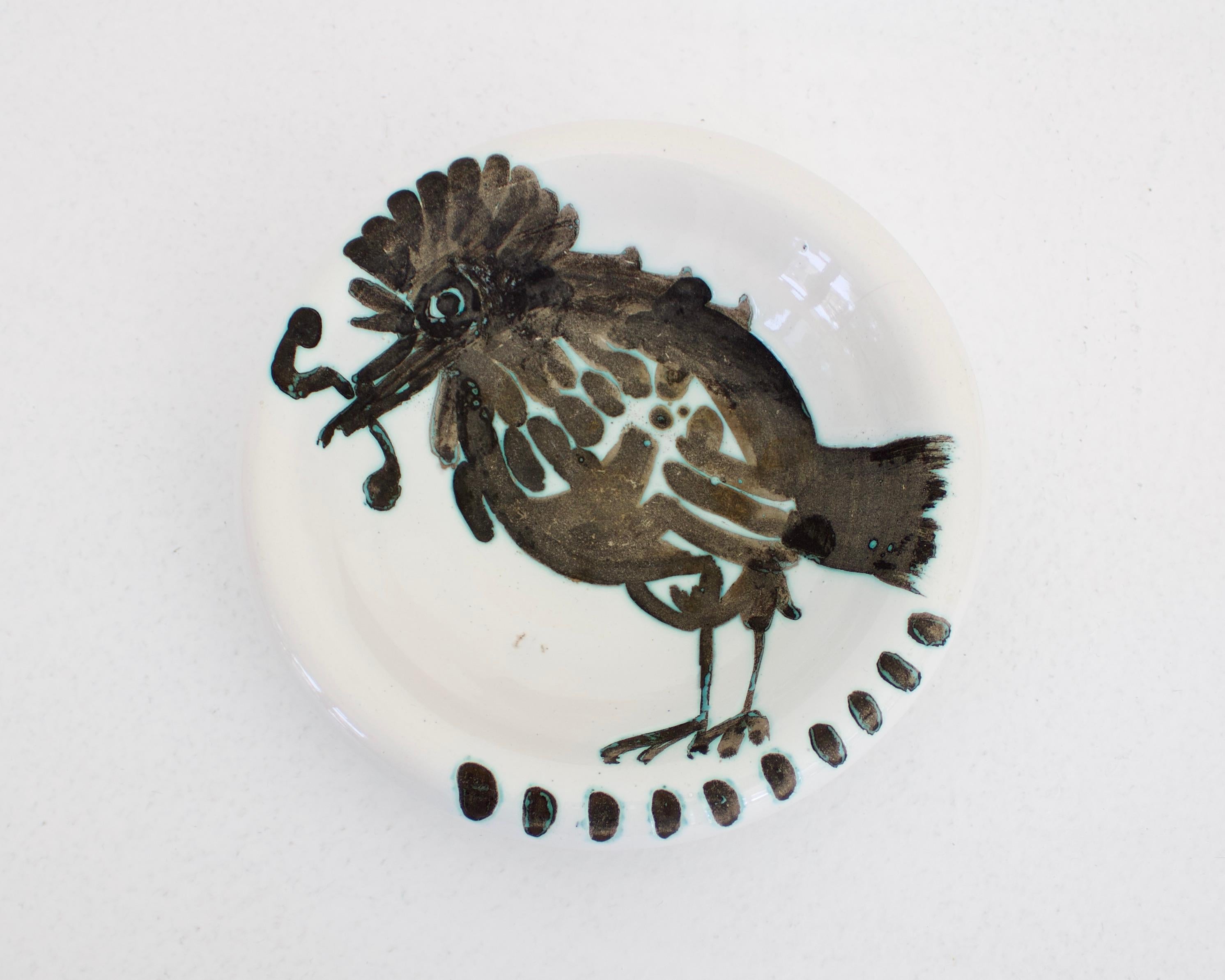 Mid-20th Century Pablo Picasso Ceramic Dish Editions Picasso Madoura Bird With With Worm 1952 For Sale