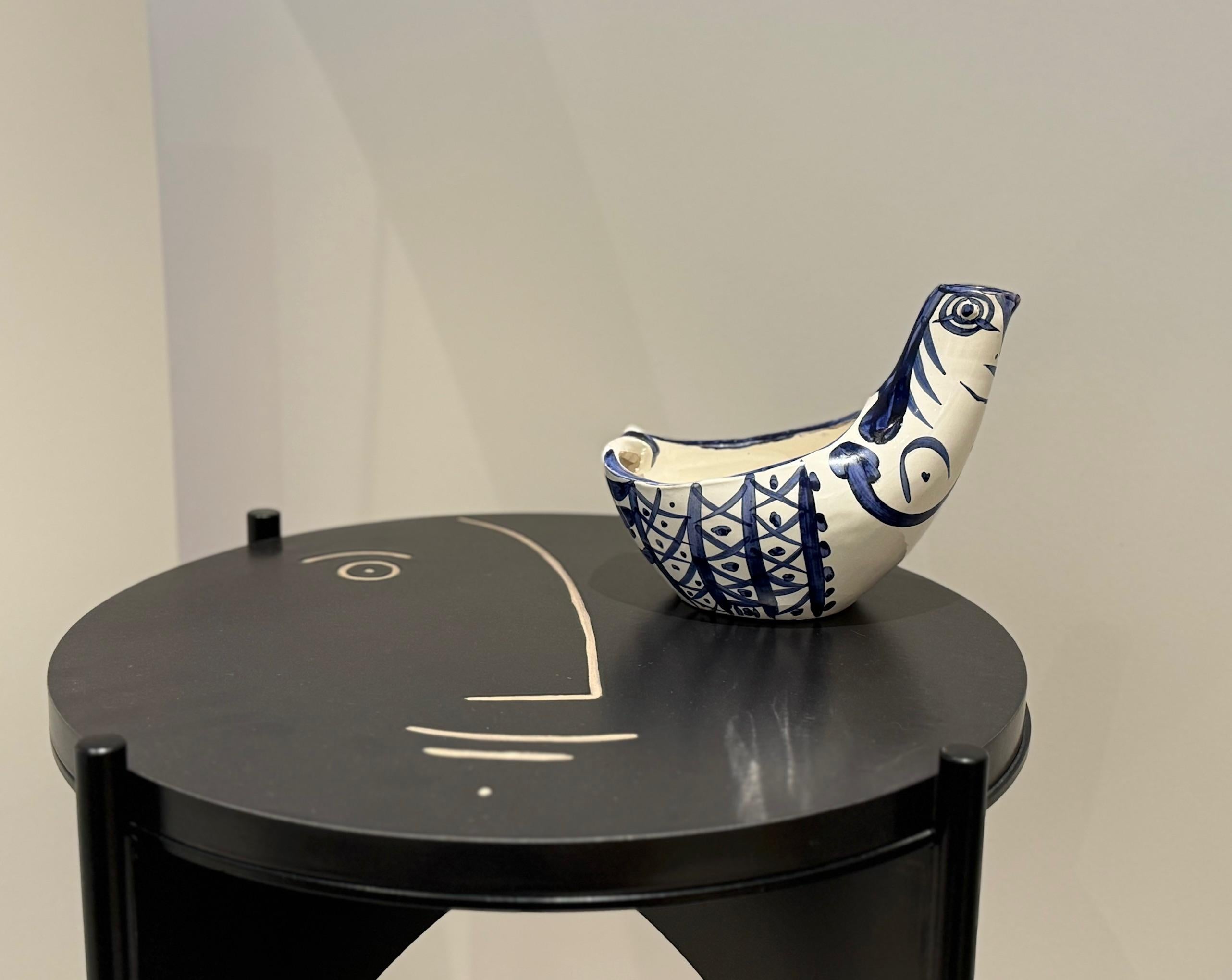 French Pablo Picasso Ceramic Edition Madoura , Sujet poule 1954 For Sale