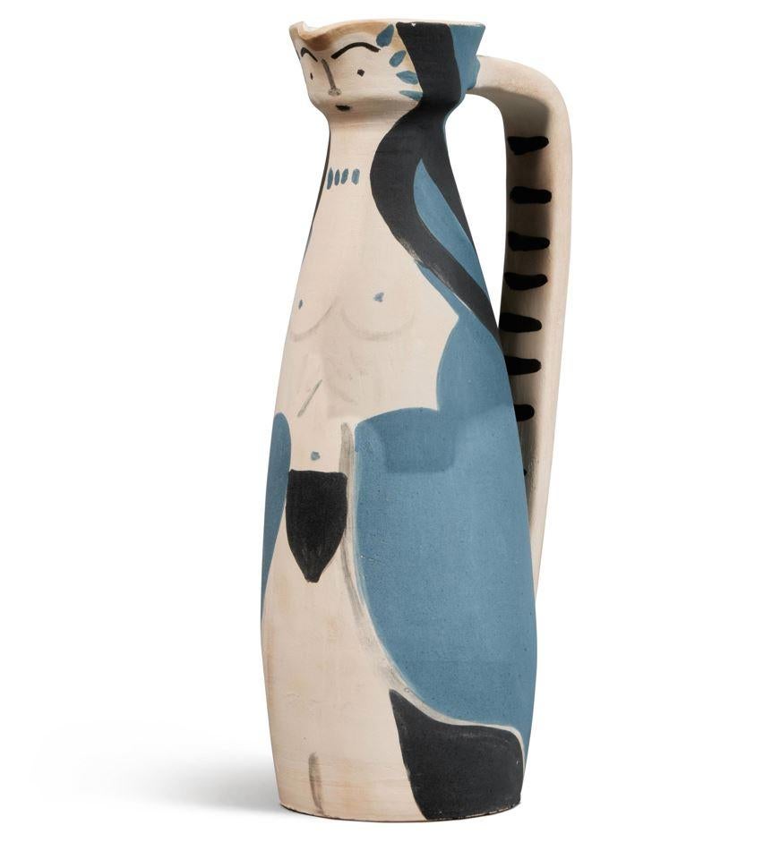 Francese Pablo Picasso Madoura Femme Sculpture Pitcher Ewer Vase AR 297 Painted Ceramic in vendita