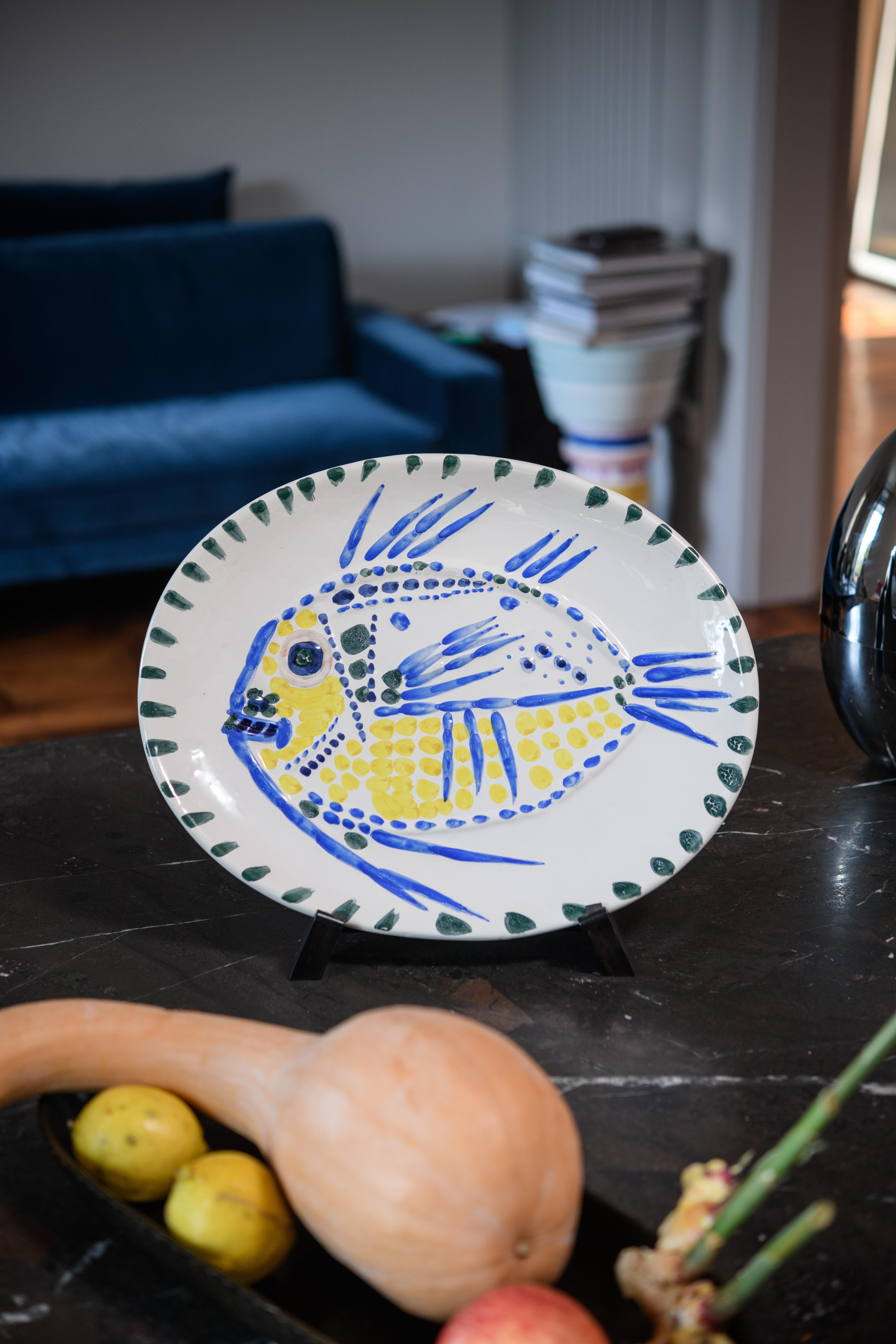 Poisson fond blanc, Picasso, 1950's, ceramic, design, plate, fish, Mediteraneen - Mixed Media Art by Pablo Picasso