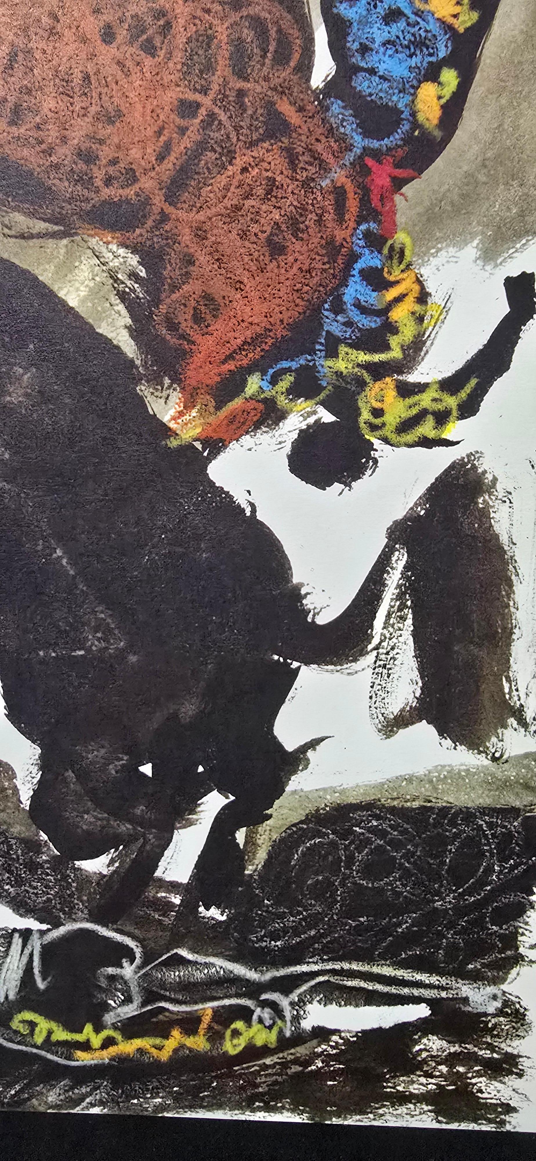 Este cautivador libro, titulado Toros y Toreros, presenta la icónica obra de Pablo Picasso, junto con el perspicaz texto del renombrado torero español Luis Miguel Dominguín. La portada muestra el estilo característico de Picasso, que combina colores