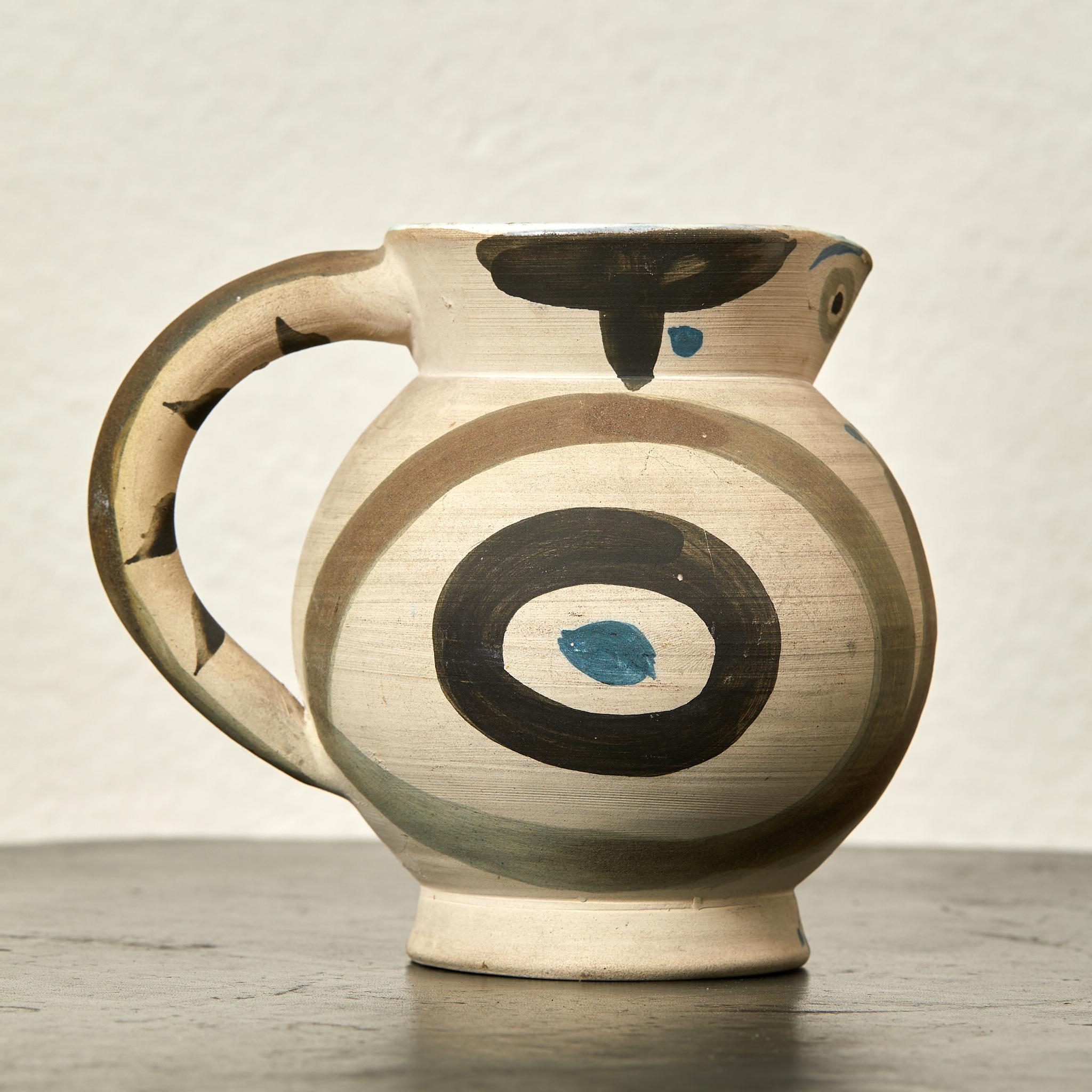 Moderno Pablo Picasso, Petite chouette, 1949, Pichet tourné, édition Picasso, Madoura in vendita