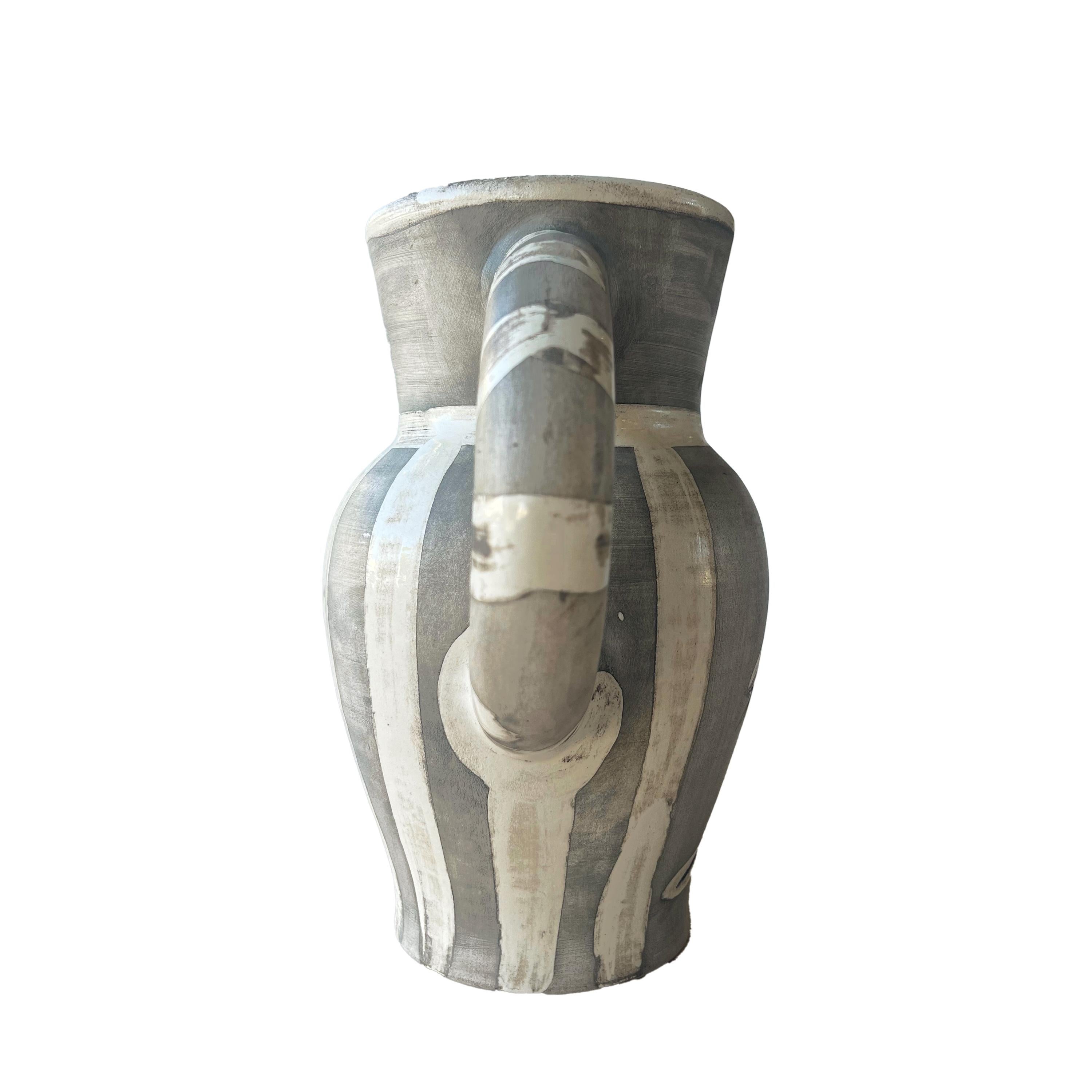 Hand-Crafted Pablo Picasso Pichet gravé gris, Picasso, Pitcher, Owl, Portrait, Design, 1954 For Sale