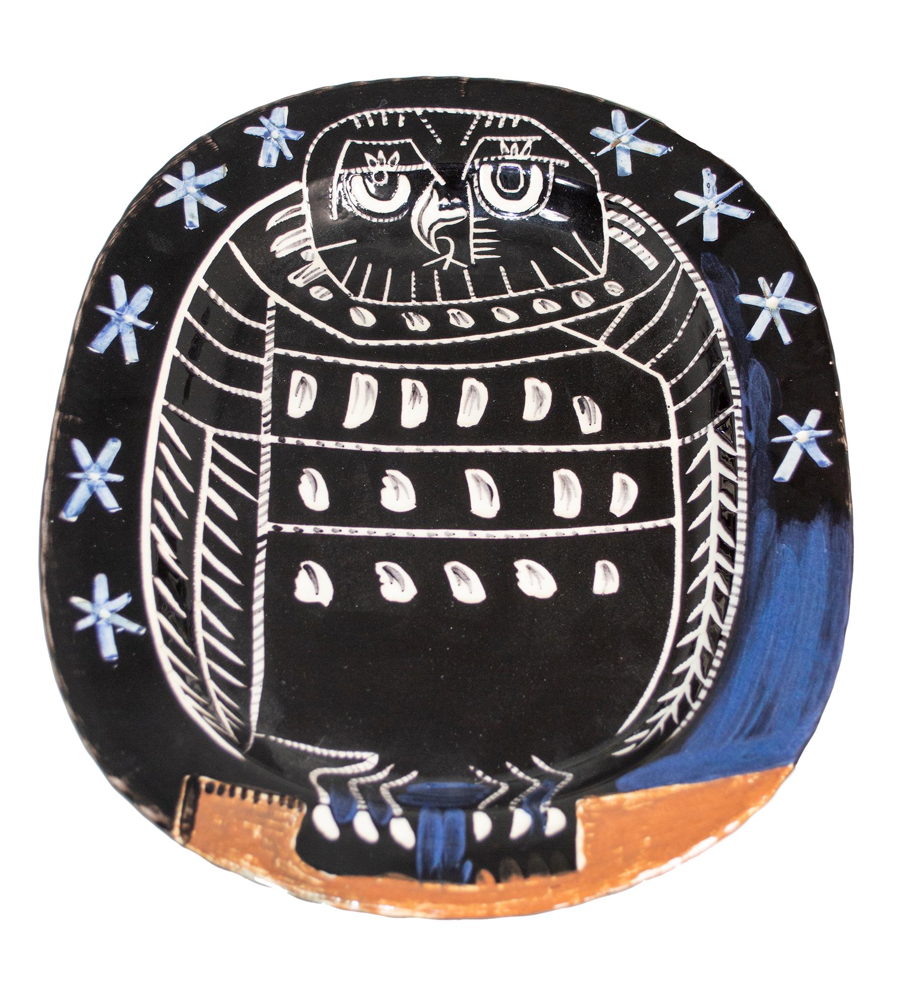 'Bright Owl' original Madoura ceramic rectangular platter, Edition Picasso - Sculpture by Pablo Picasso