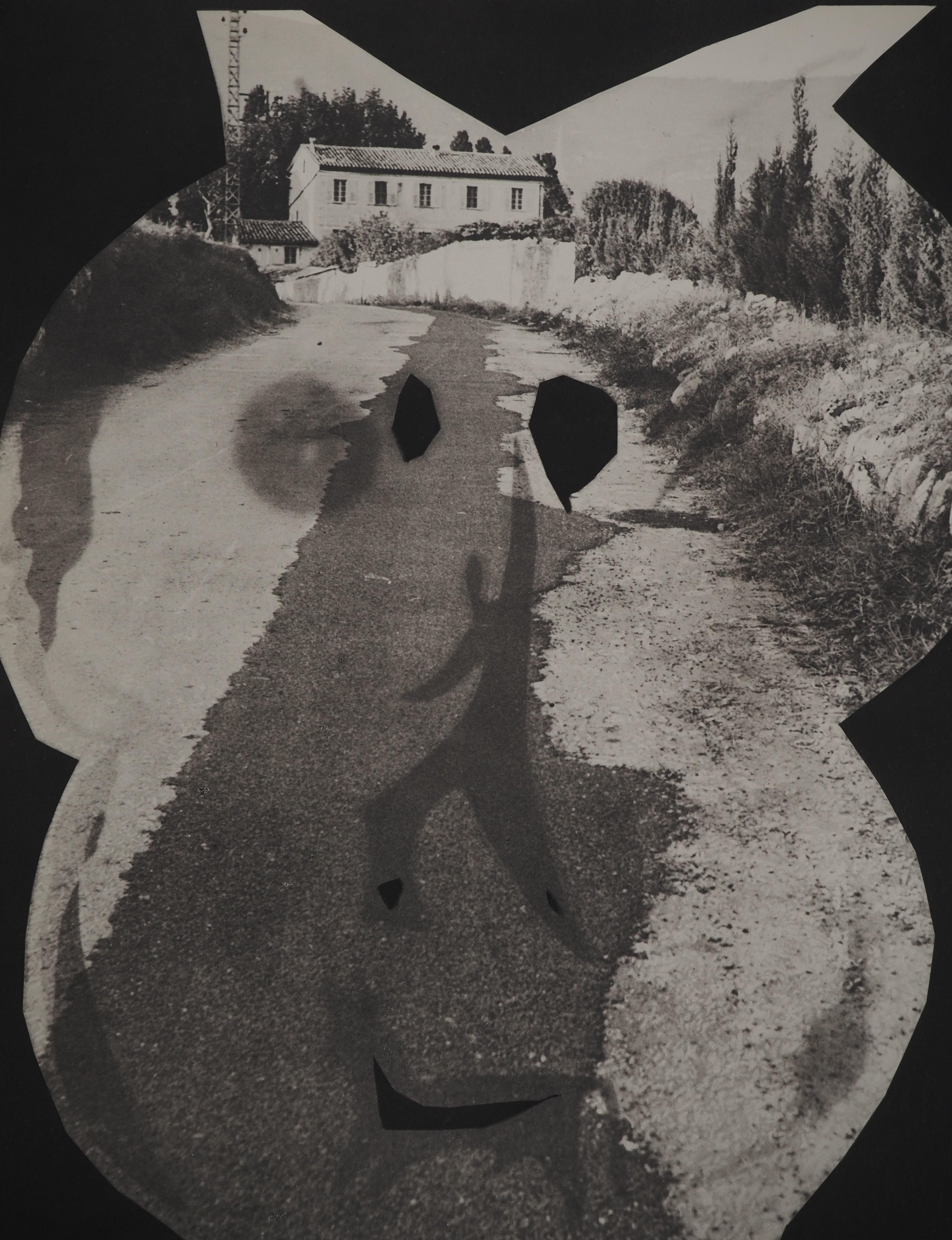 Diurnes: Ombra umana sulla strada - Collotype originale e stencil (Cramer#115) - Print di Pablo Picasso