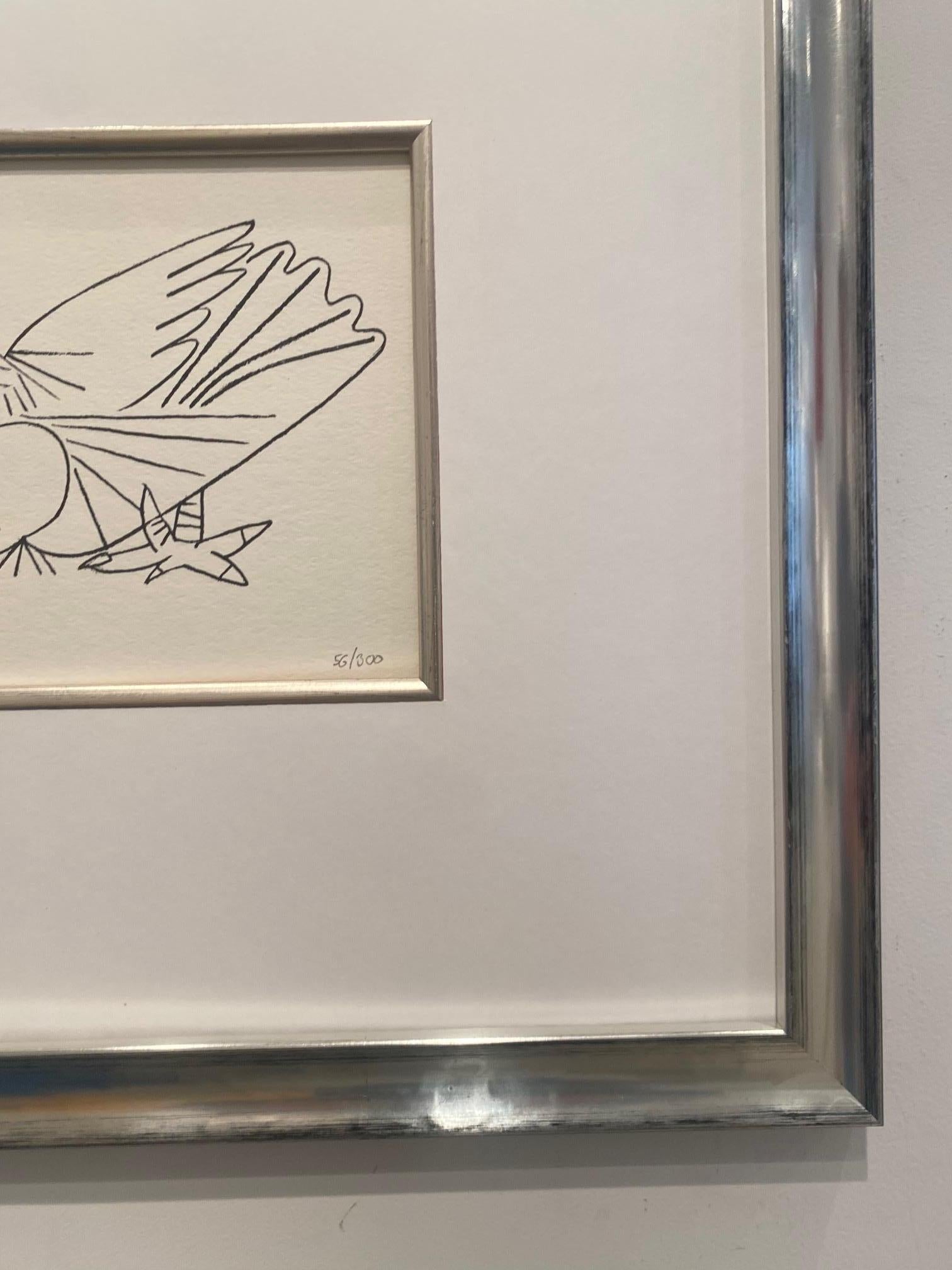 Doves – Lithographie von Pablo Picasso, die zwei Friedenstauben nach seiner Radierung darstellt 5