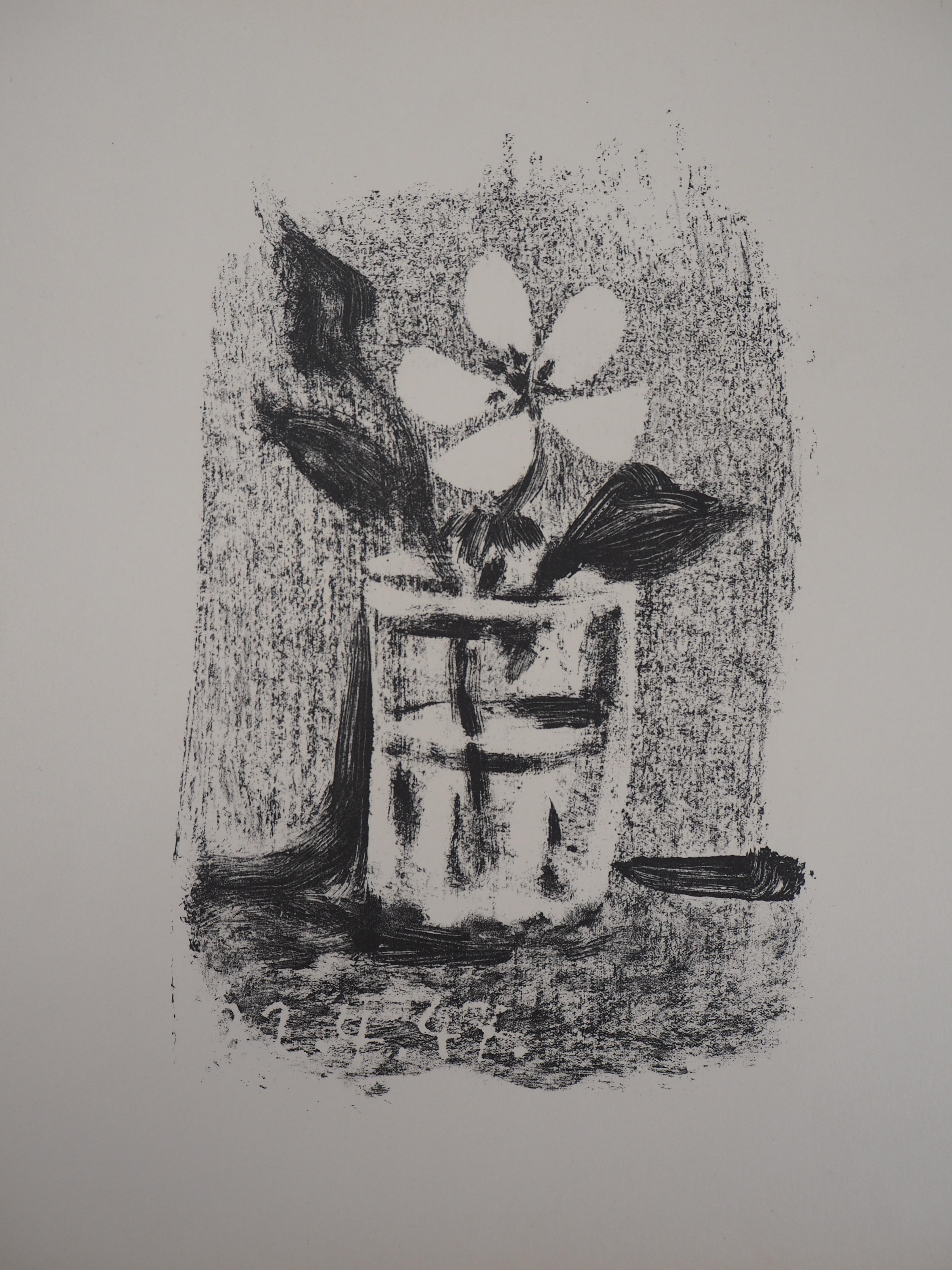 Pablo Picasso Still-Life Print - Flowers in a Glass - Original lithograph - Mourlot #98