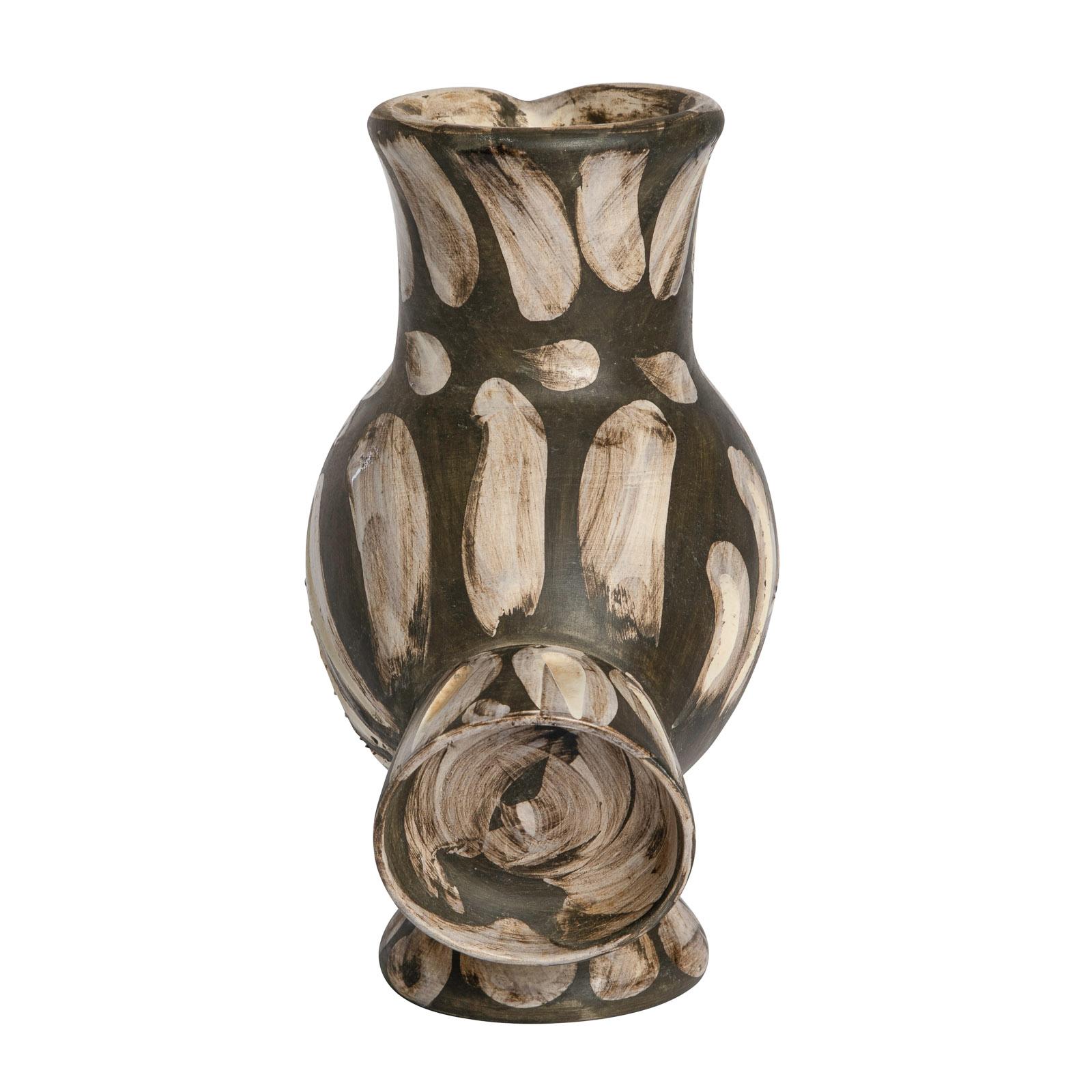 Pablo Picasso 'Chouette' (A. R. 605) Owl Madoura Vase 1969 For Sale 2
