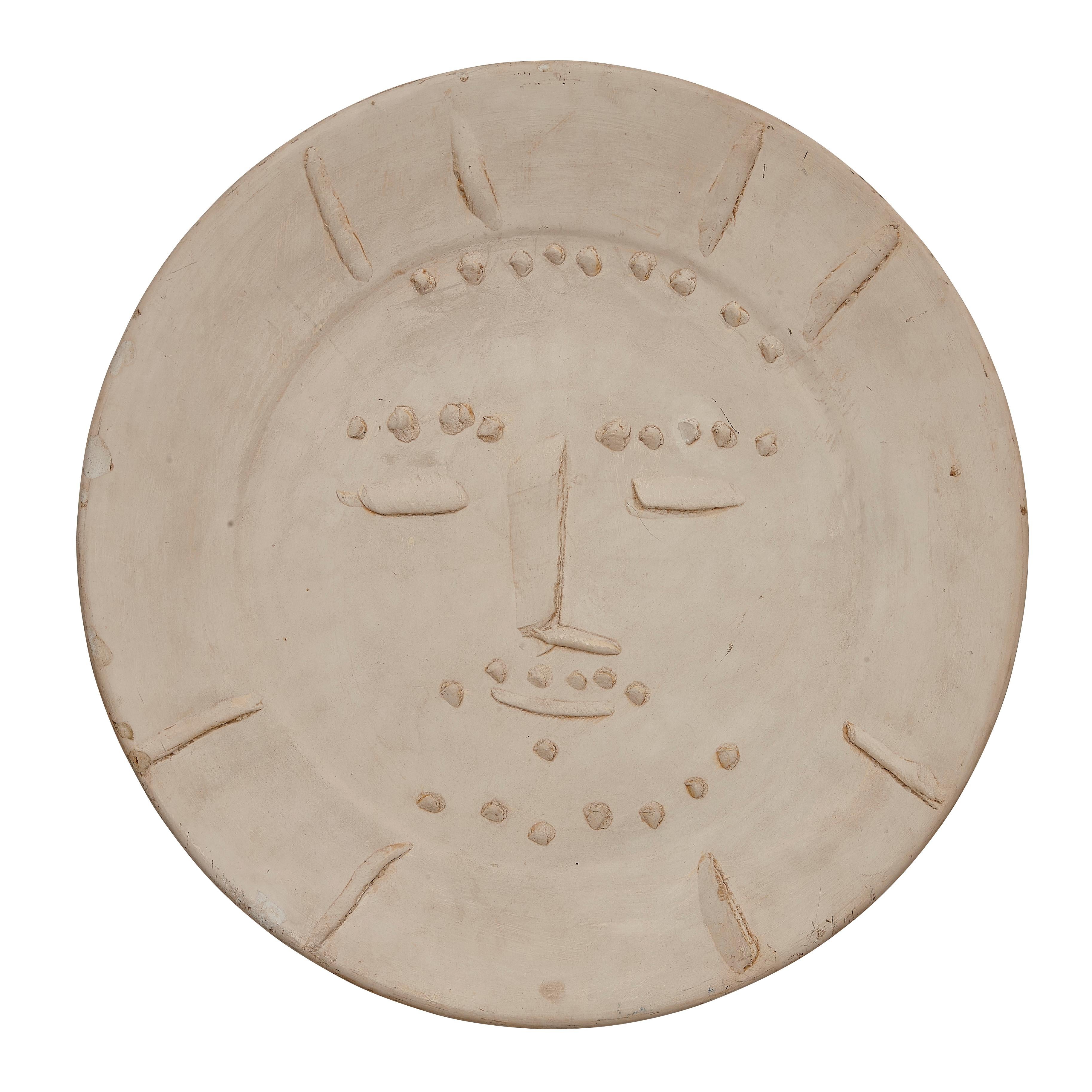 PABLO PICASSO (1881-1973) 
Dormeur (A. R. 343)

Terre de faïence plate, 1956, an unnumbered example aside from the edition of 100, this plate was used as the mould for Ateliers Hugo's creation of the corresponding repoussée silver plate, with the