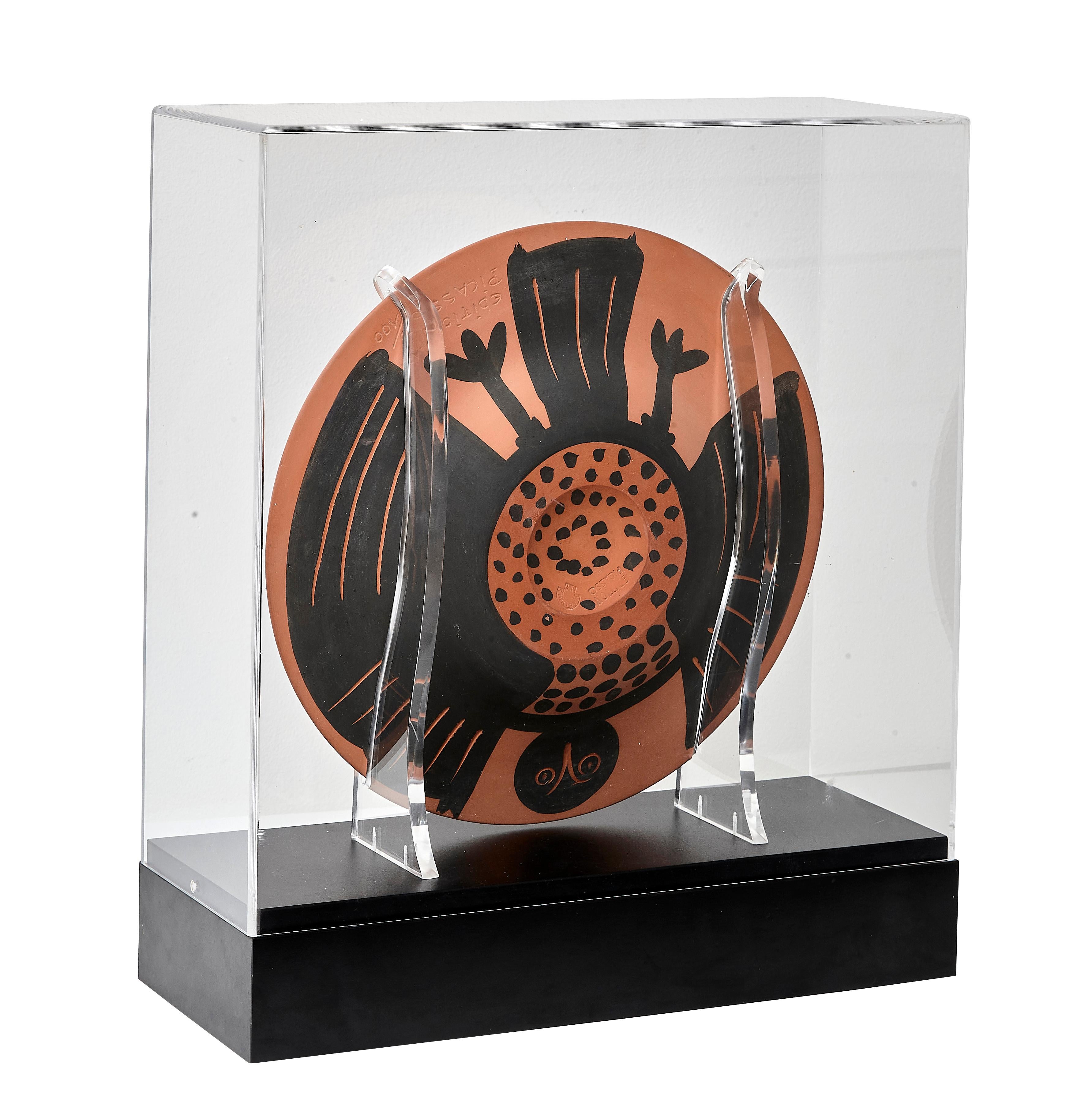Pablo Picasso 'Hibou noir perche' (A. R. 398) Perched Black Owl Madoura Plate For Sale 1