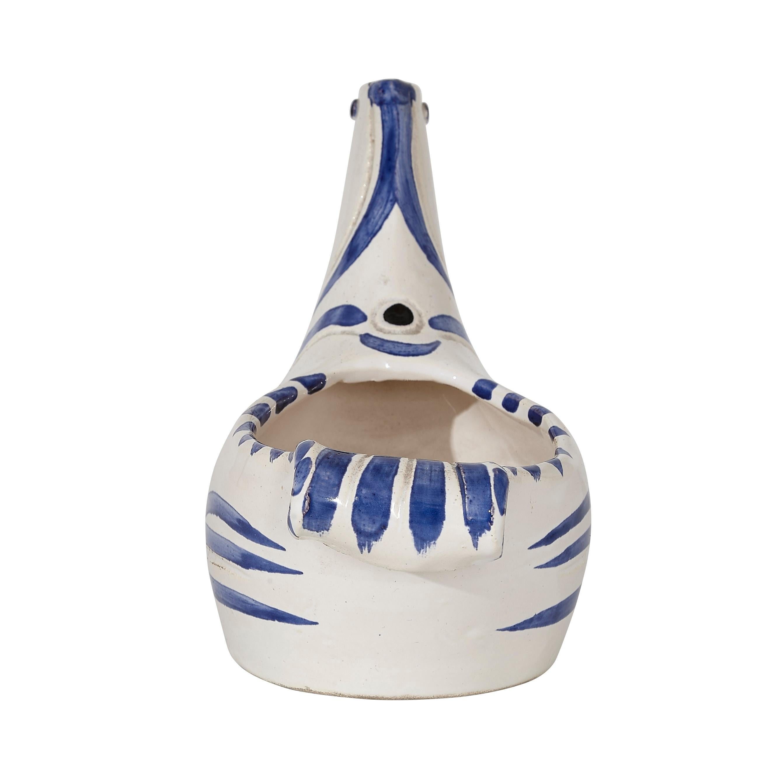 Pablo Picasso Sujet colombe' (A. R. 435) Madoura Dove Pitcher 1959 For Sale 3