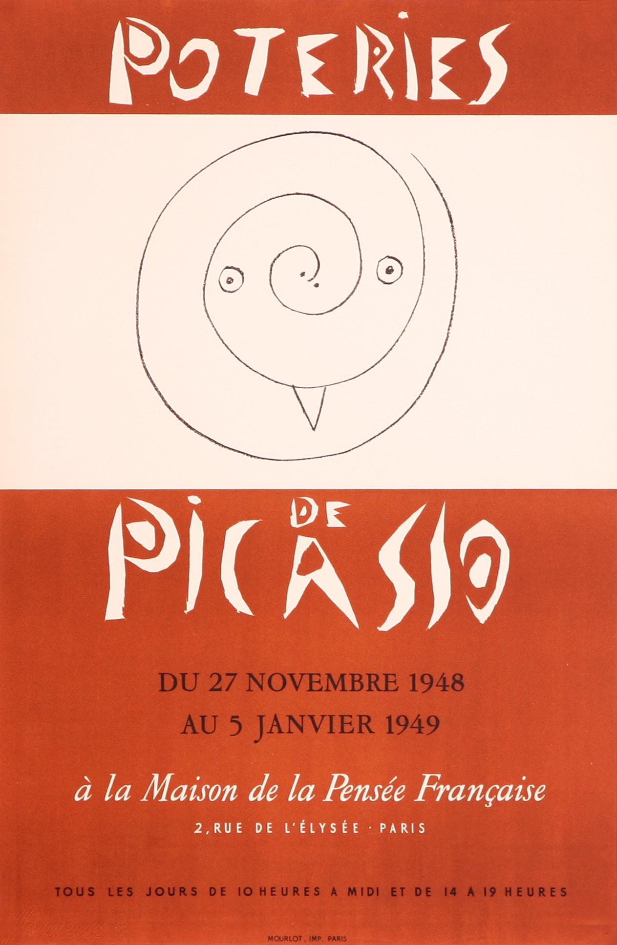 Dieses seltene und schöne lithografische Plakat wurde in den Ateliers Mourlot hergestellt, um für eine Ausstellung von Töpferwaren und Keramiken zu werben, die Pablo Picasso 1948 in Südfrankreich geschaffen hatte. Es wurde von Picasso entworfen und