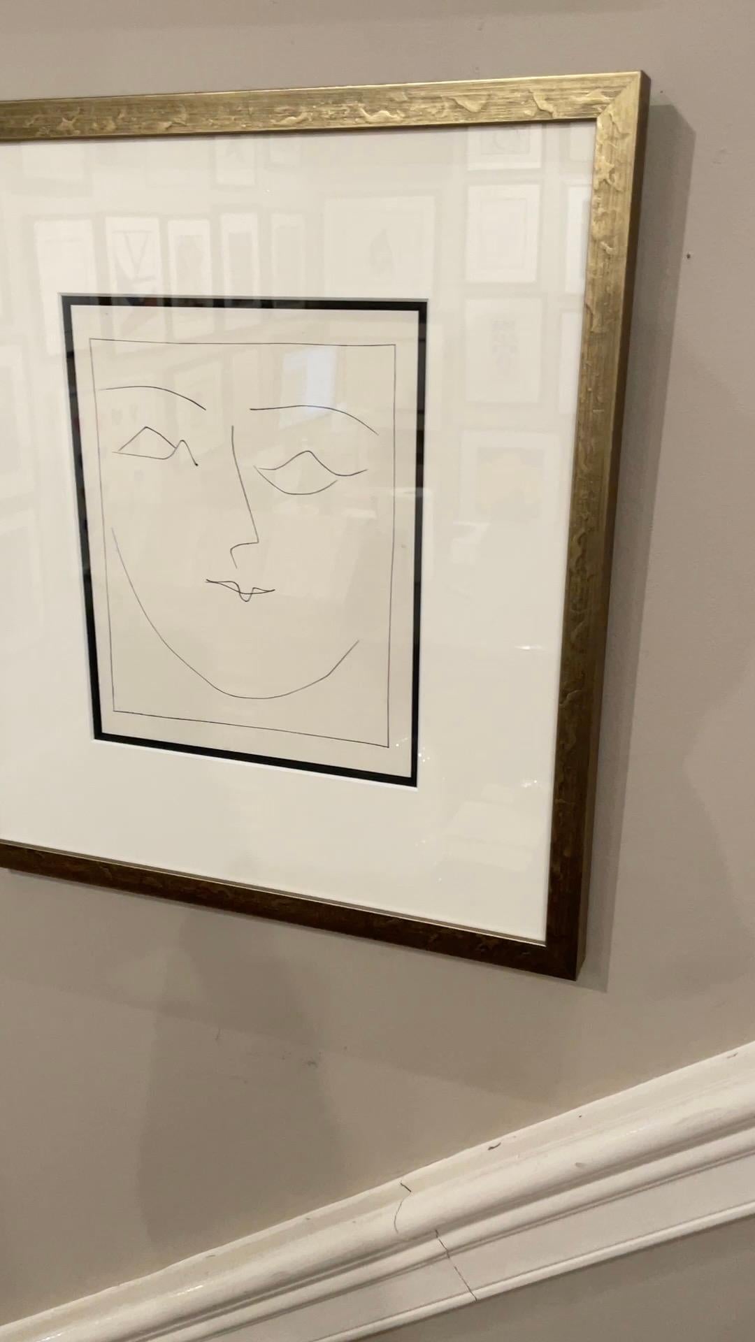 Quadratischer Kopf einer Frau auf einem Beutel, von Carmen (Beige), Portrait Print, von Pablo Picasso