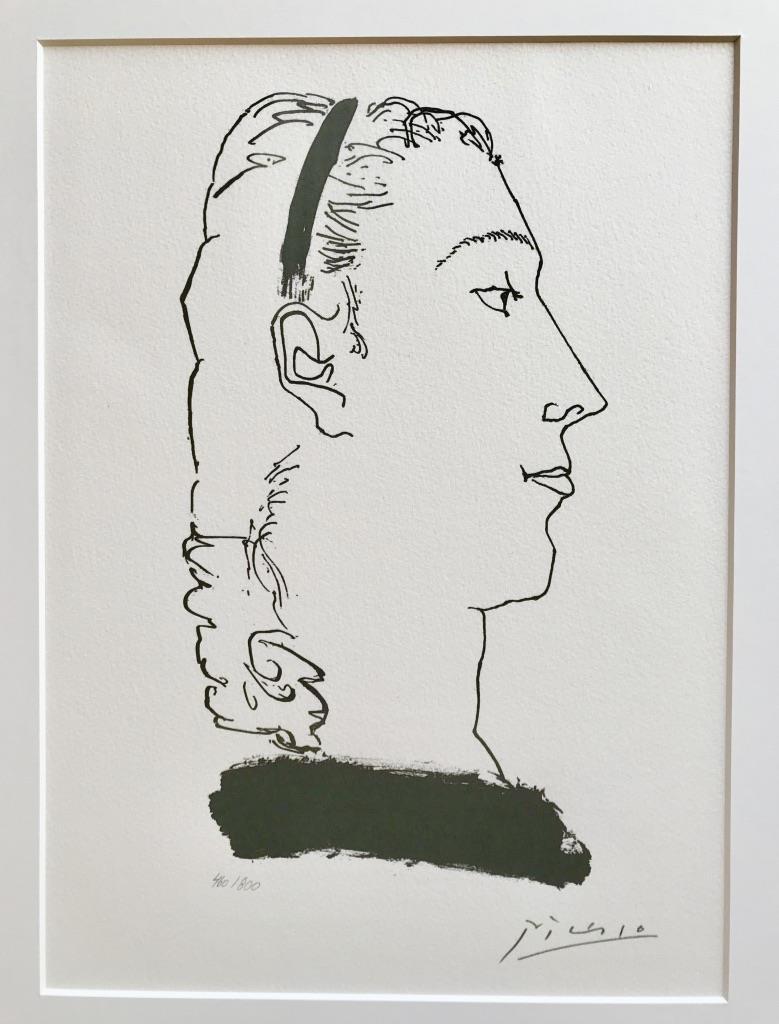 Tête de femme hautaine avec un bandeau dans les cheveux (Gongora Planche III) - Contemporary Print by Pablo Picasso