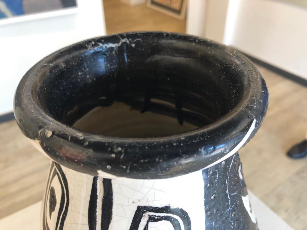 Picasso, Hibou noir et marron. Vase tourné de 1951. Céramique 2