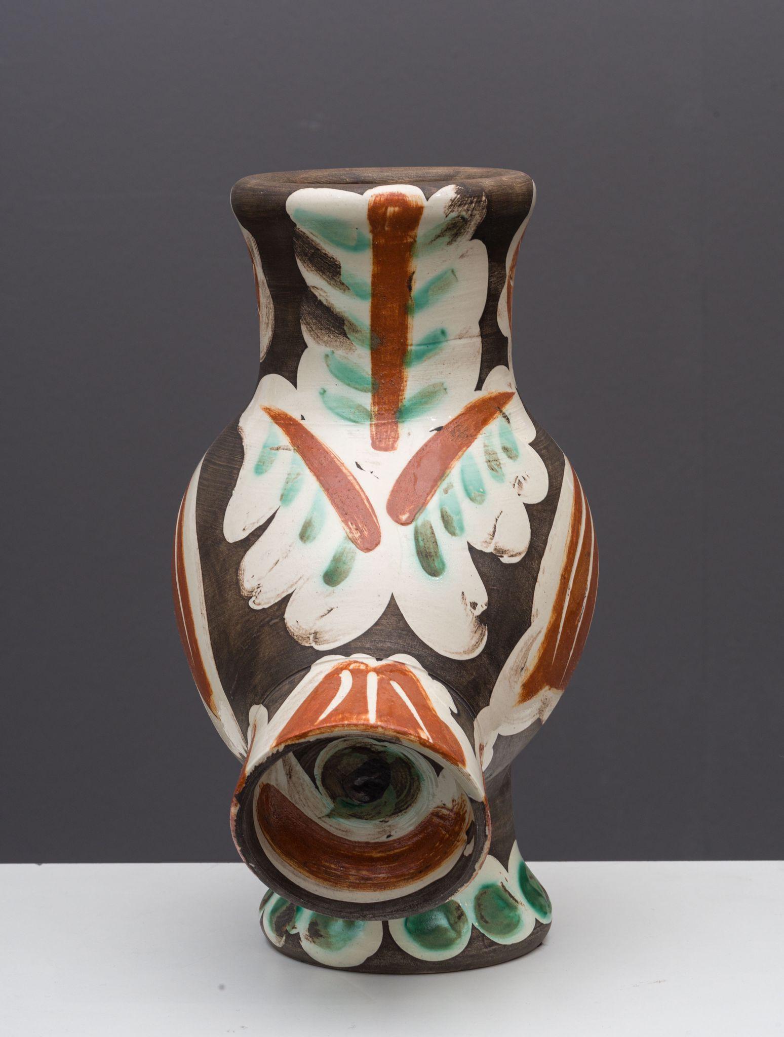 Chouette, Owl, Picasso, 1960's, earthenware, pitcher, edition, design, abstract - Sculpture by Pablo Picasso