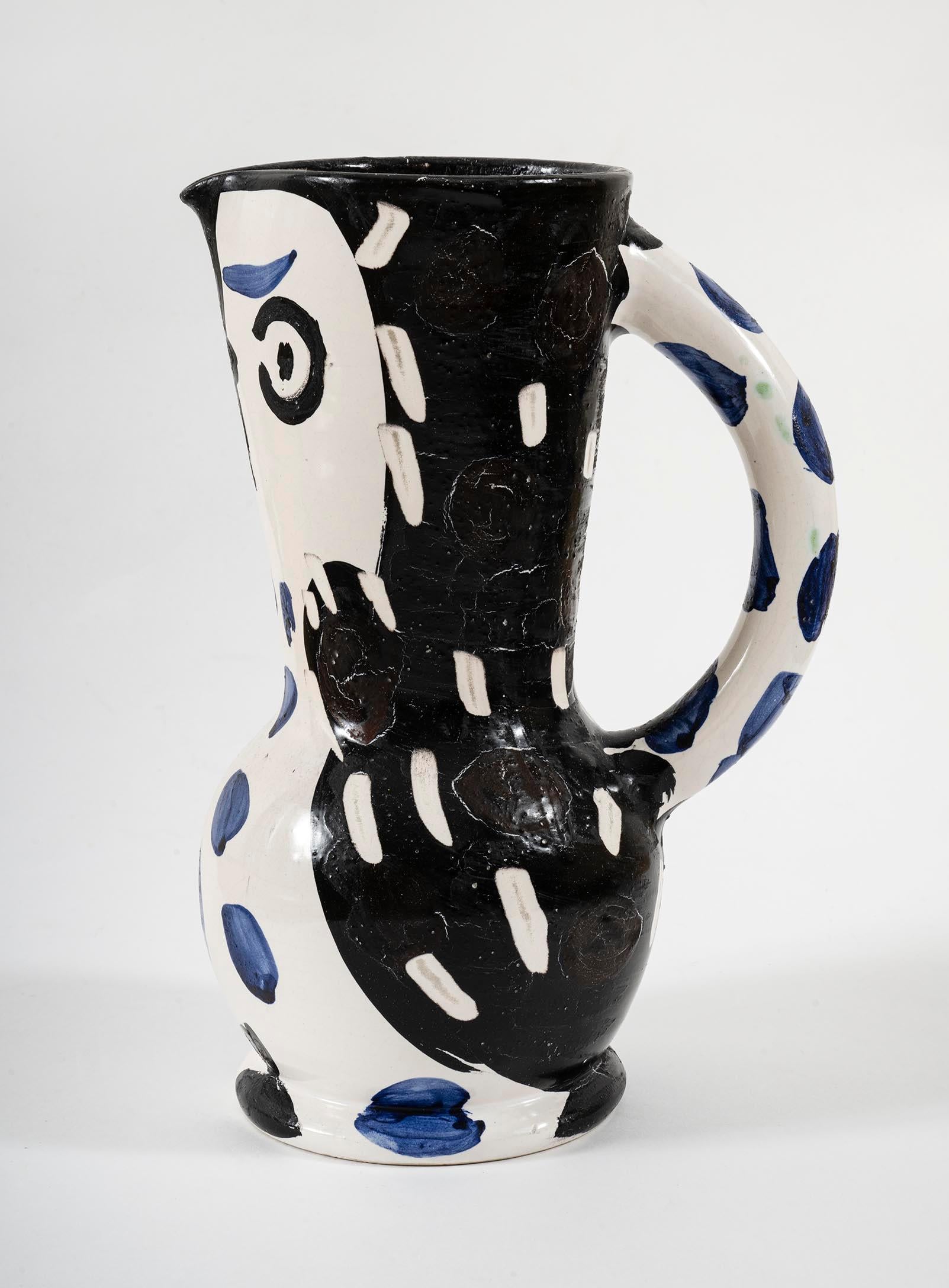 Cruchon Hibou, Picasso. 1950's, Multiple, Edition, Pitcher, Design, Ceramic, Owl - Post-War Sculpture by Pablo Picasso