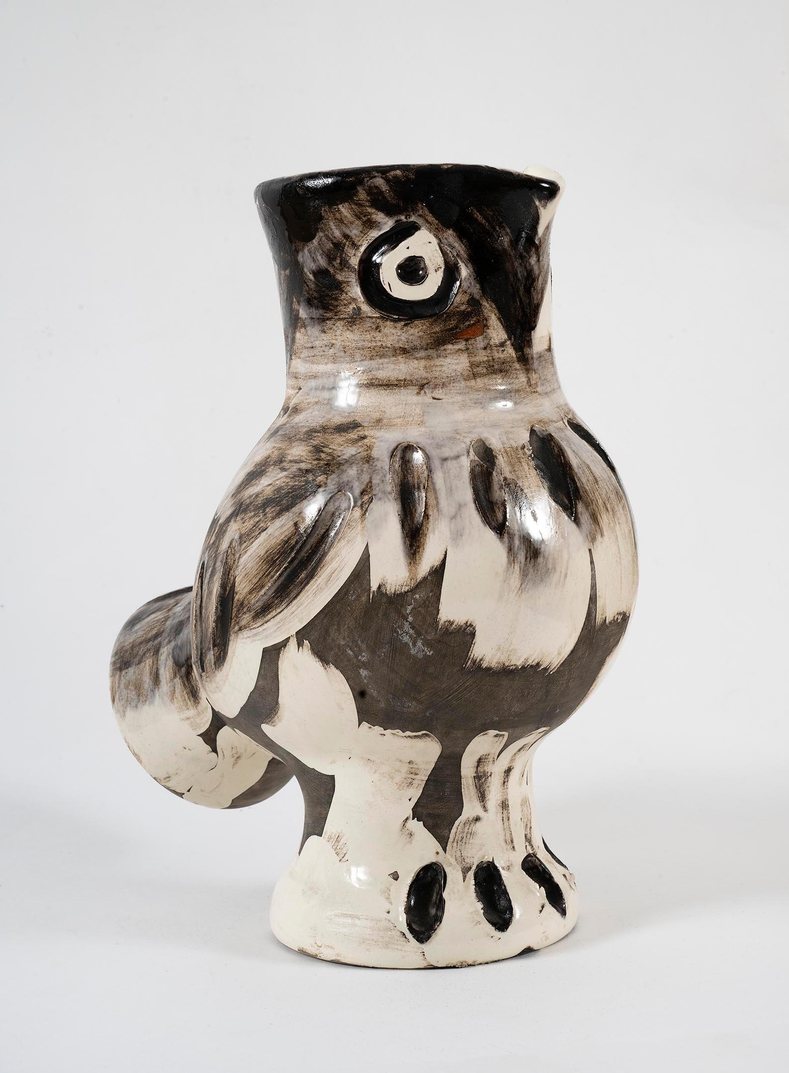 Owl, Picasso, 1960's, ceramic, clay, vase, design, animal, madoura, vallauris - Post-Modern Sculpture by Pablo Picasso